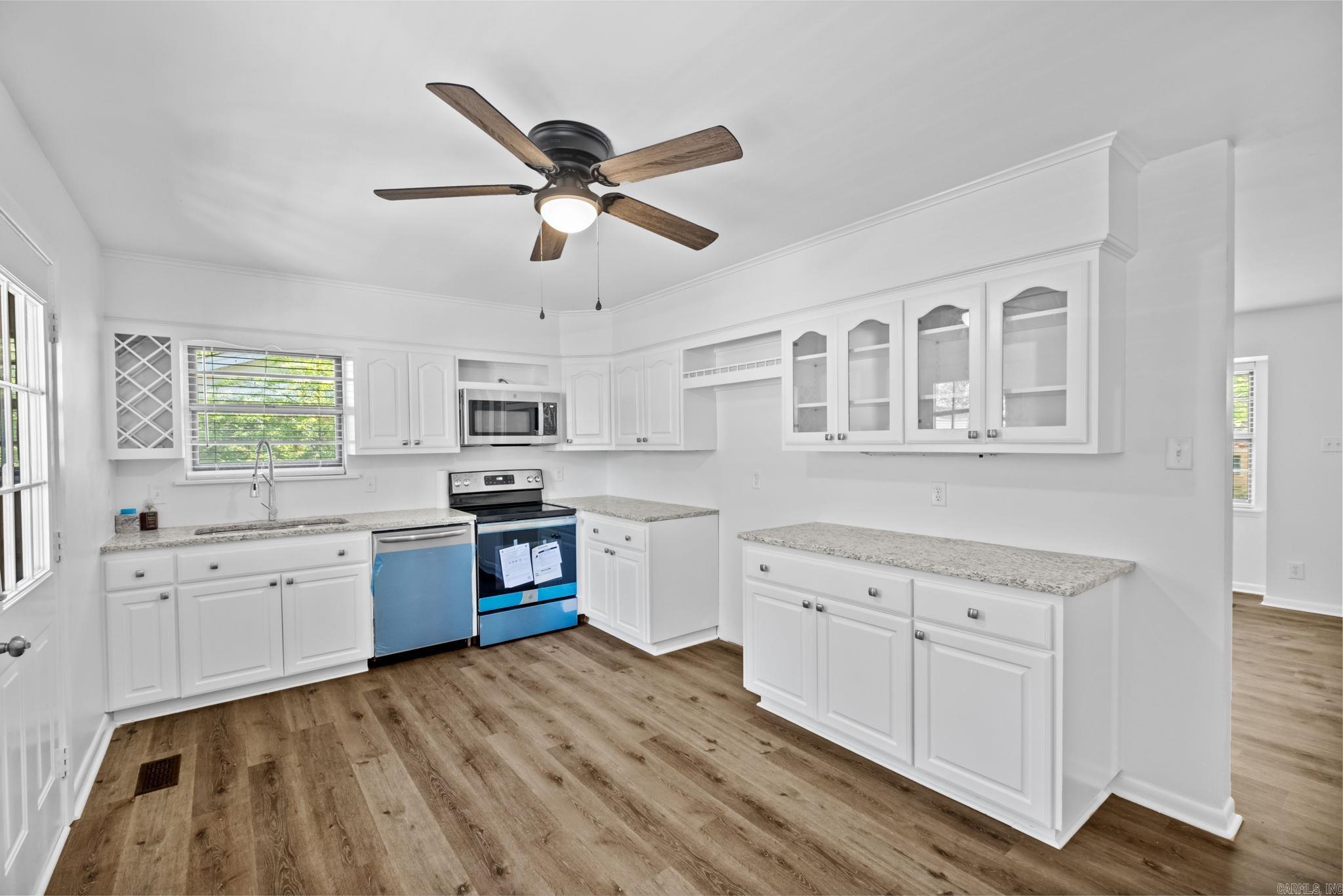 INDIAN HILLS - Residential