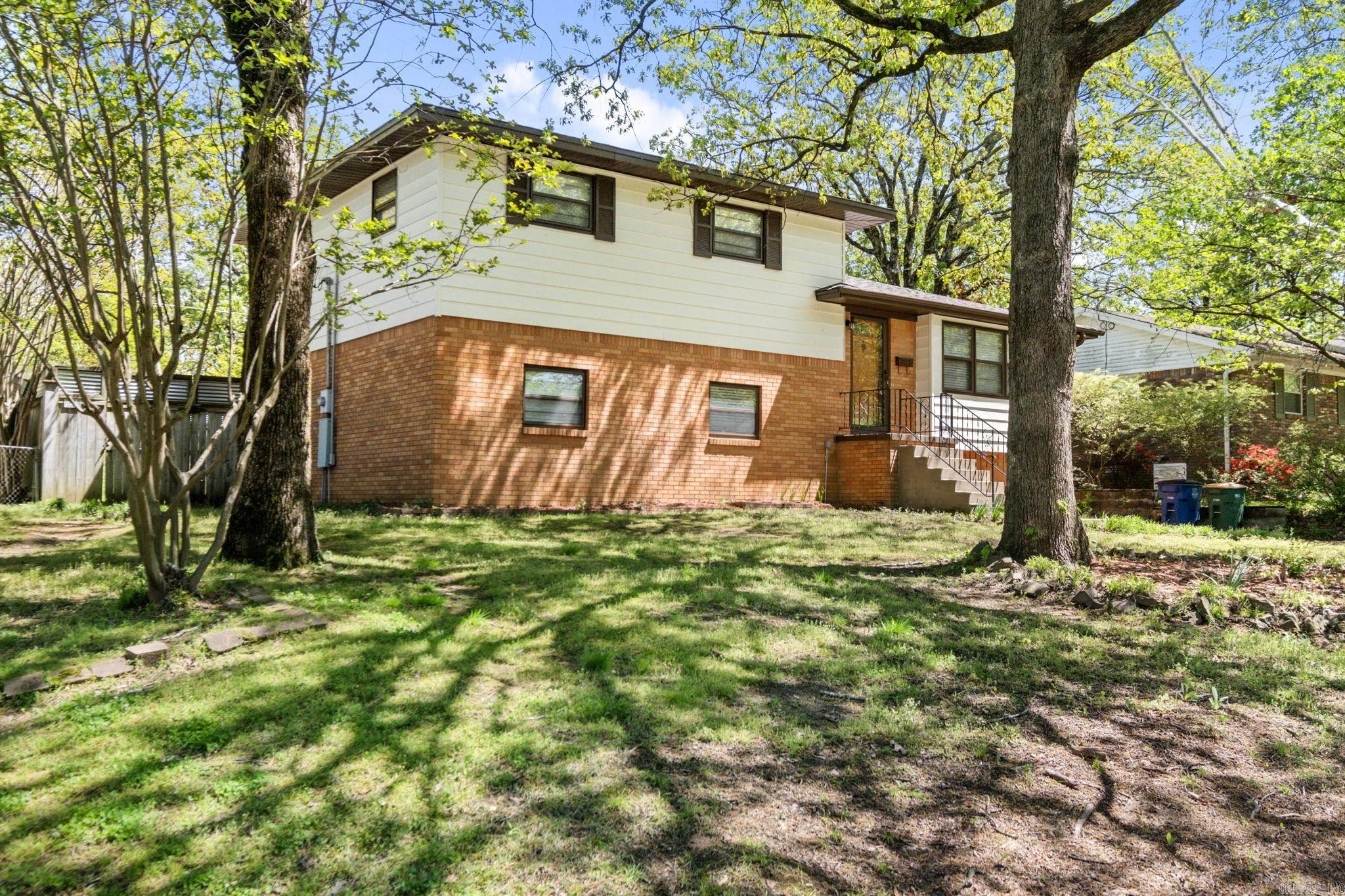 INDIAN HILLS - Residential