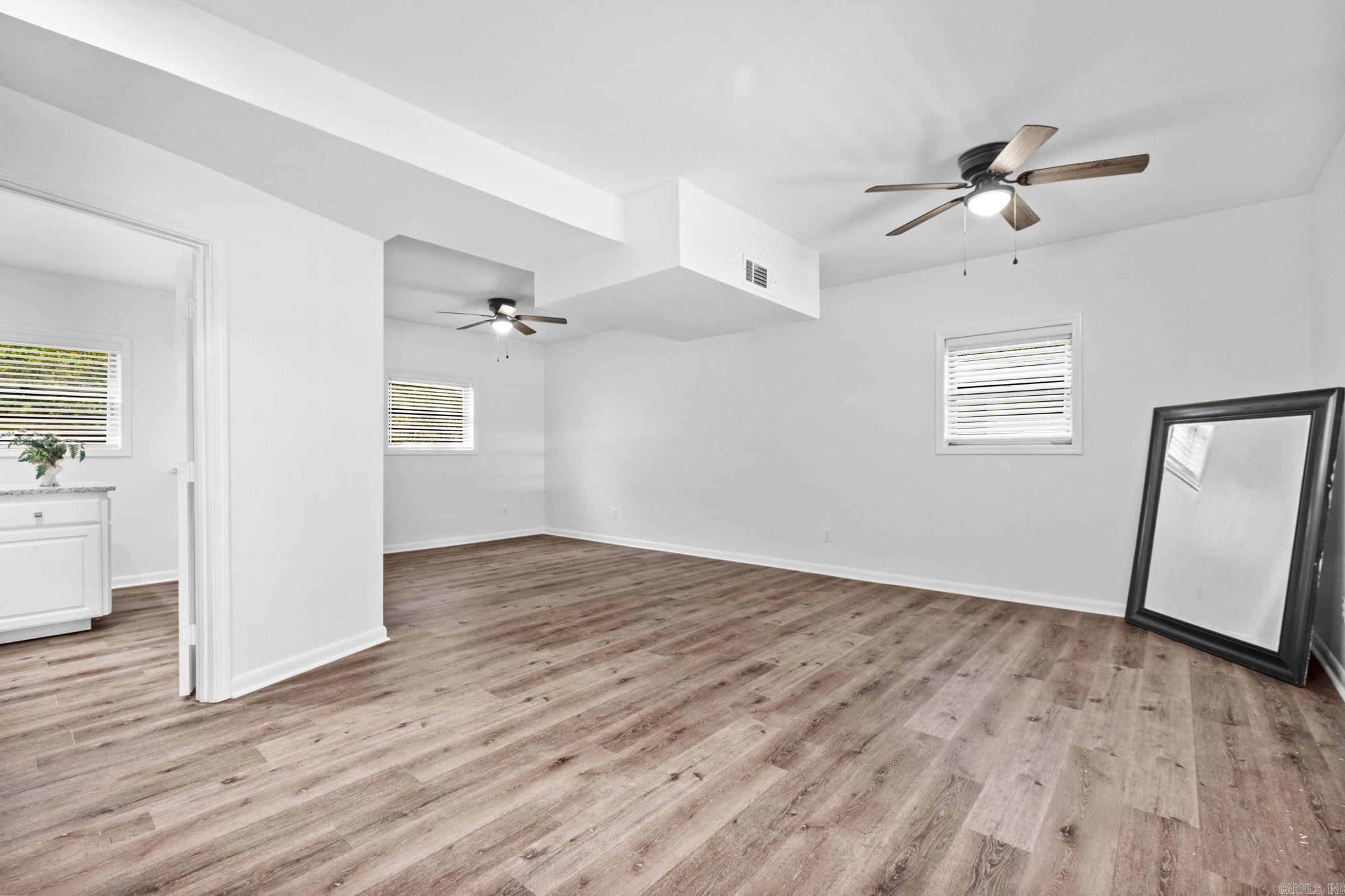 INDIAN HILLS - Residential