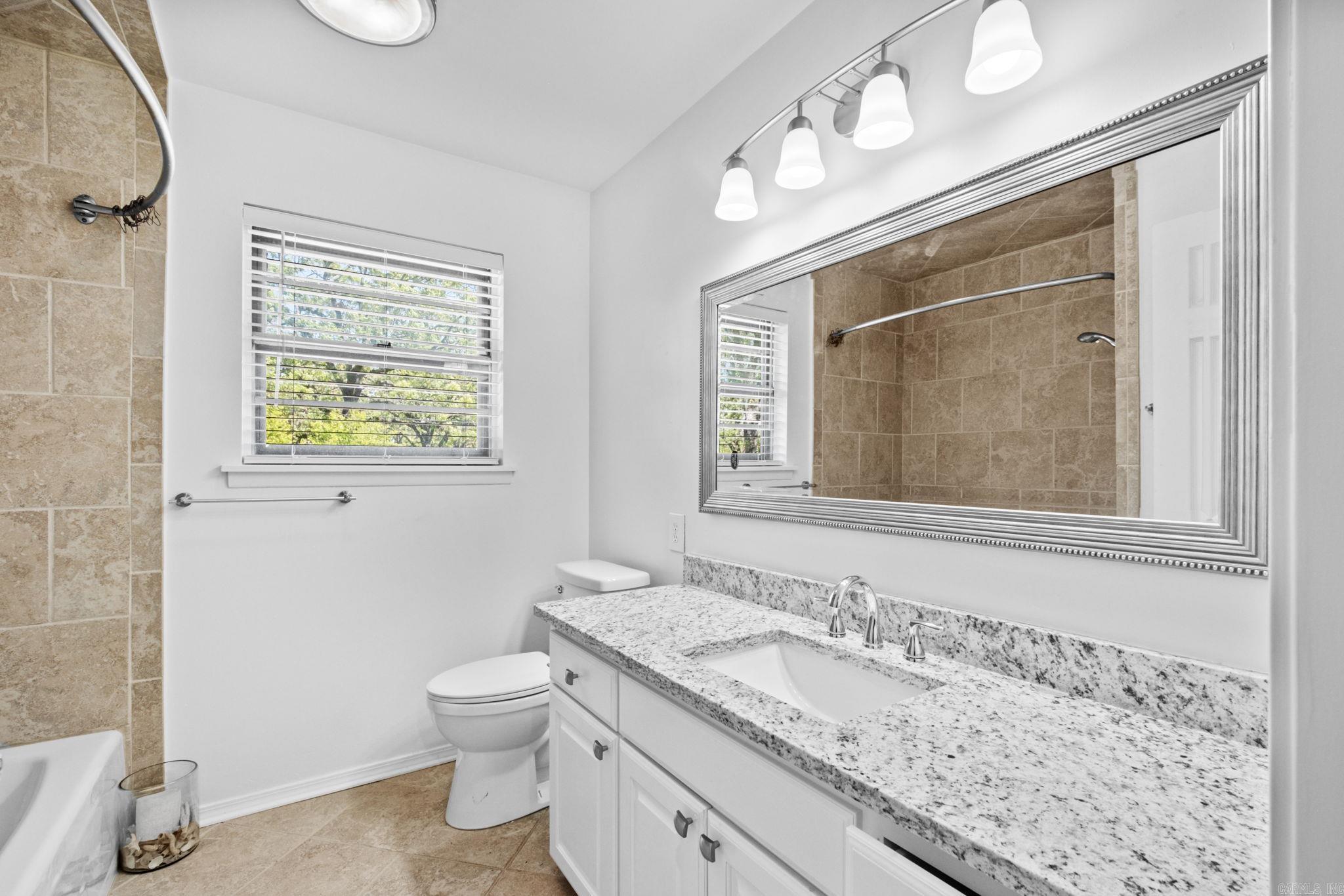 INDIAN HILLS - Residential