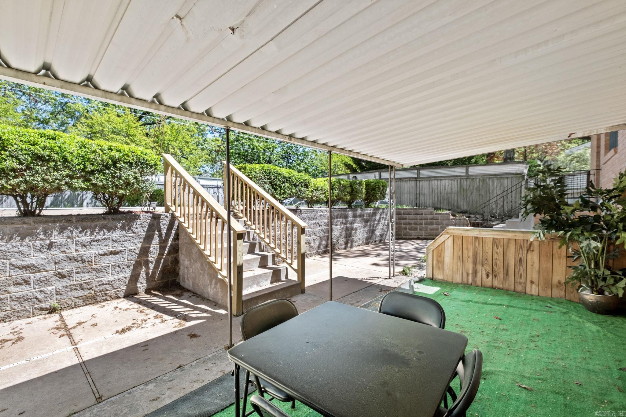 INDIAN HILLS - Residential