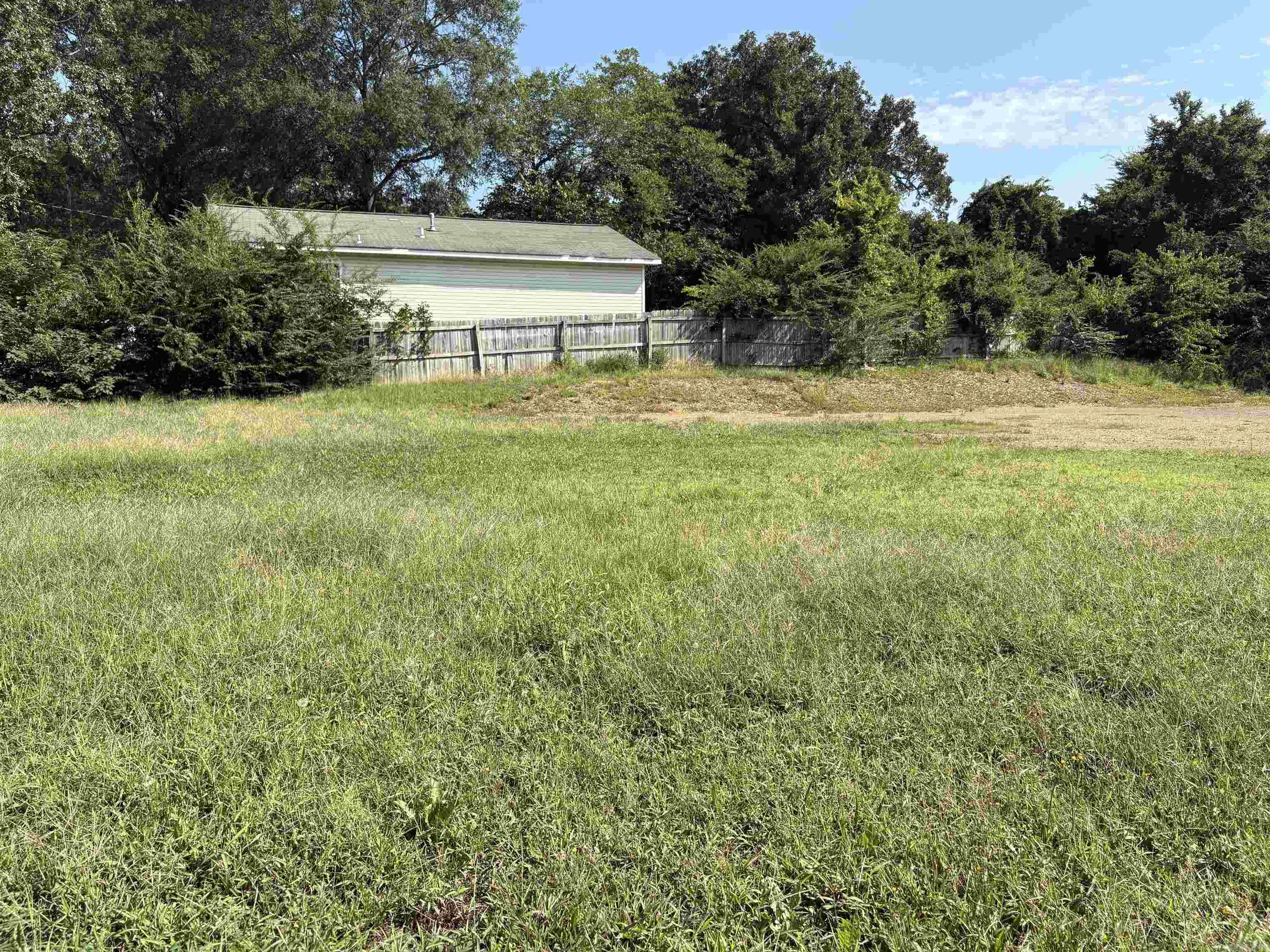Cleared lot with utilities available. Ready for your new home or investment project! Contact me for any additional questions.