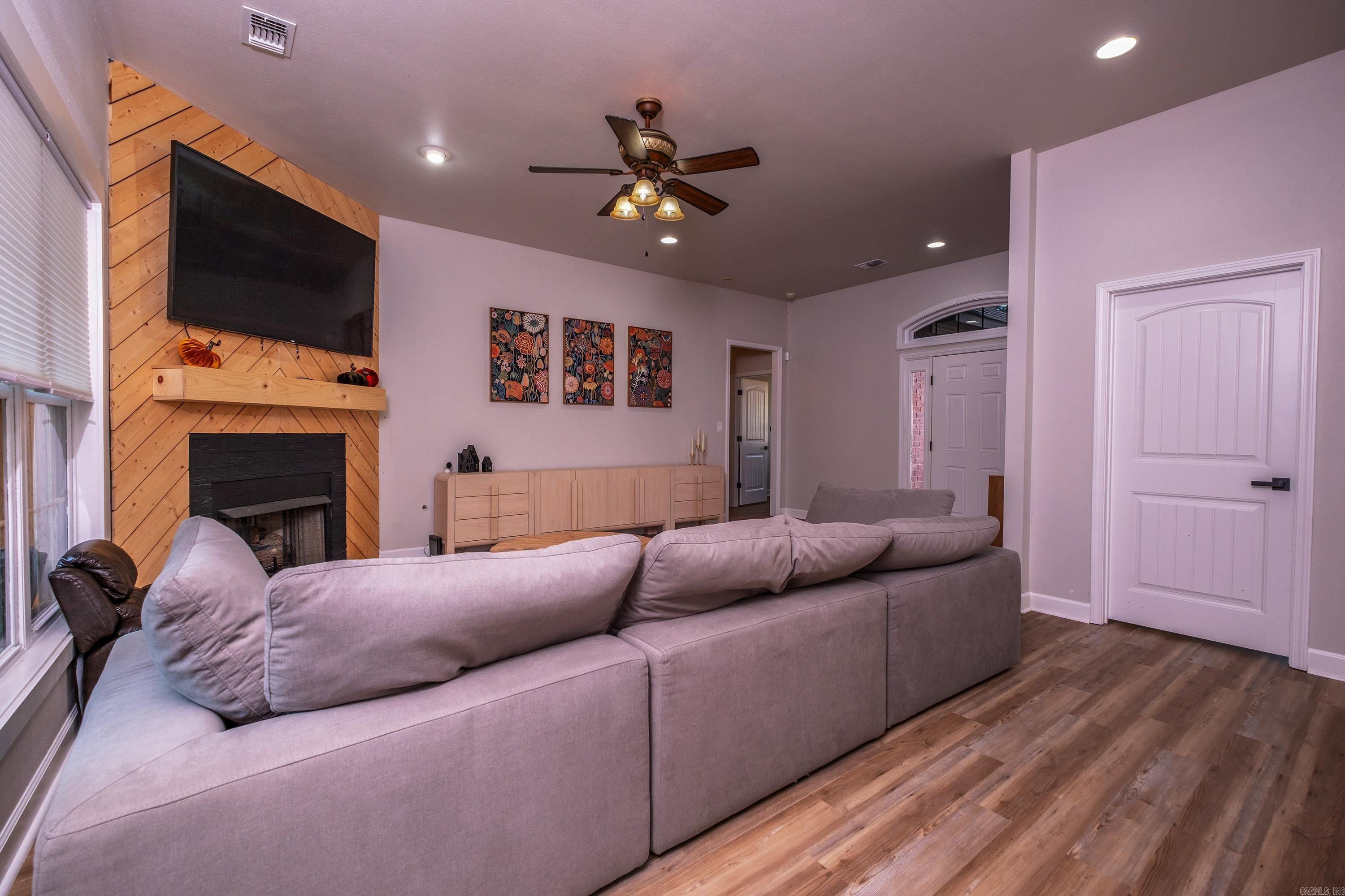 Cedar Creek - Residential