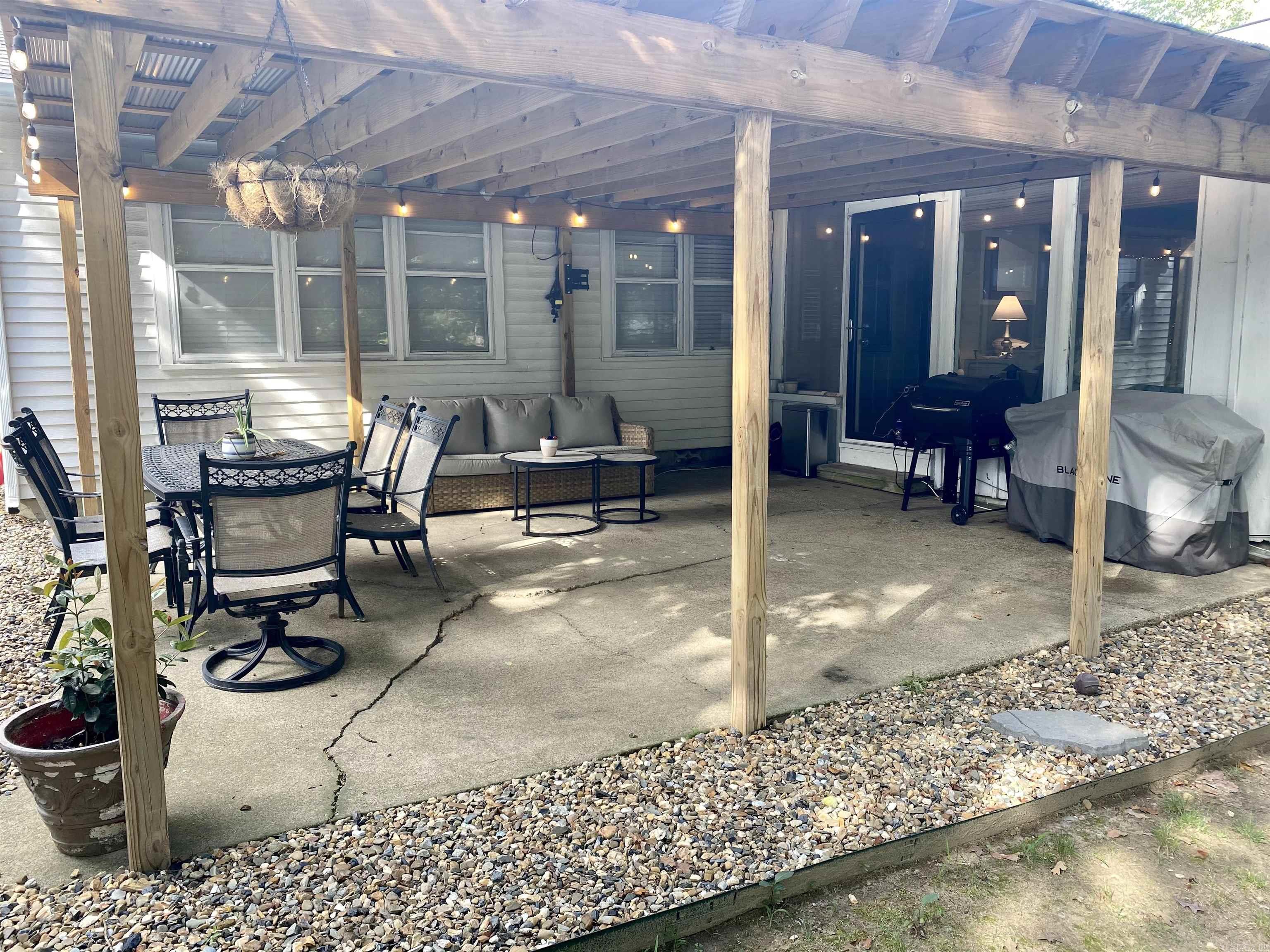 Greenland Hills - Residential Lease