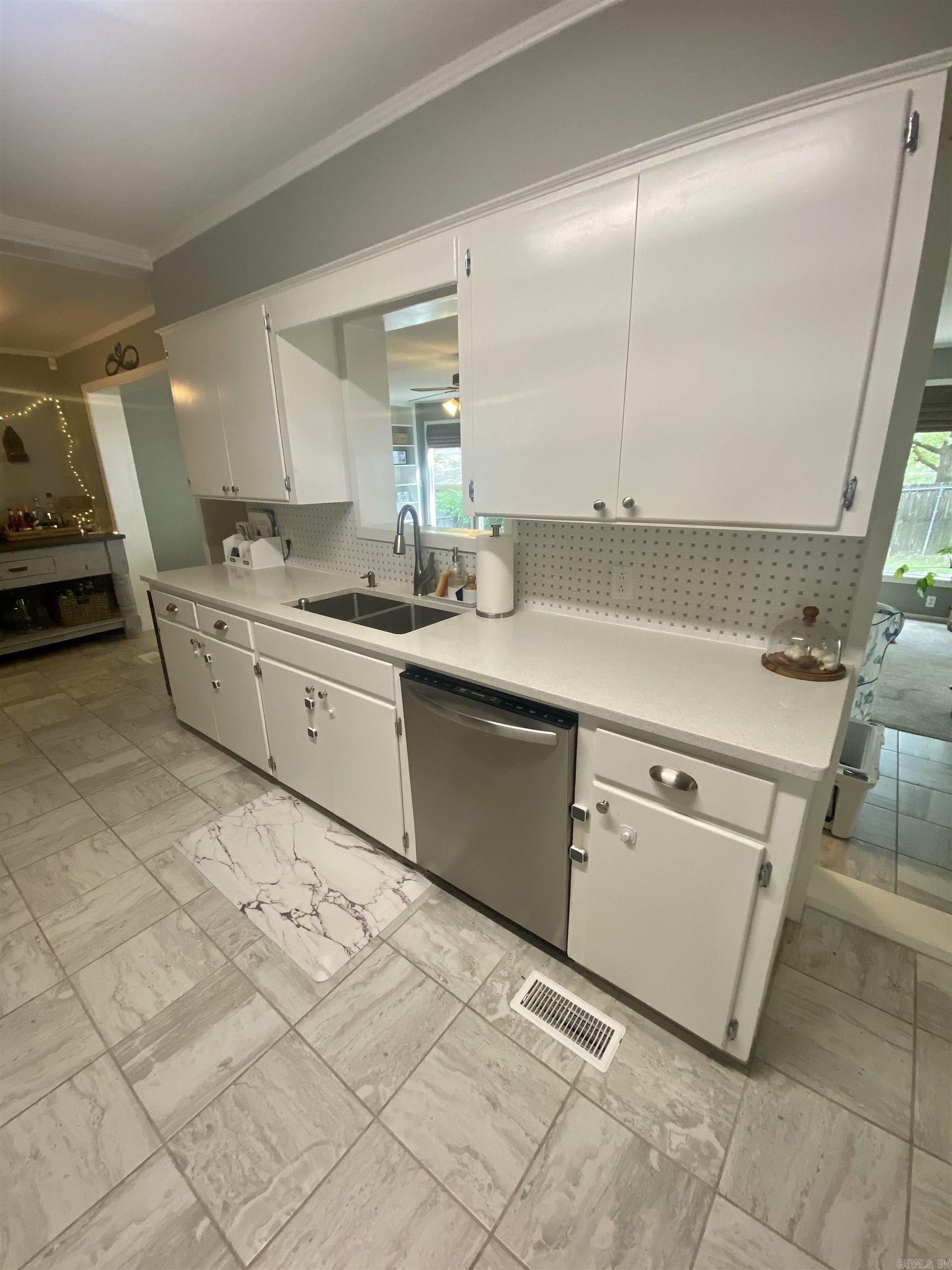 Greenland Hills - Residential Lease