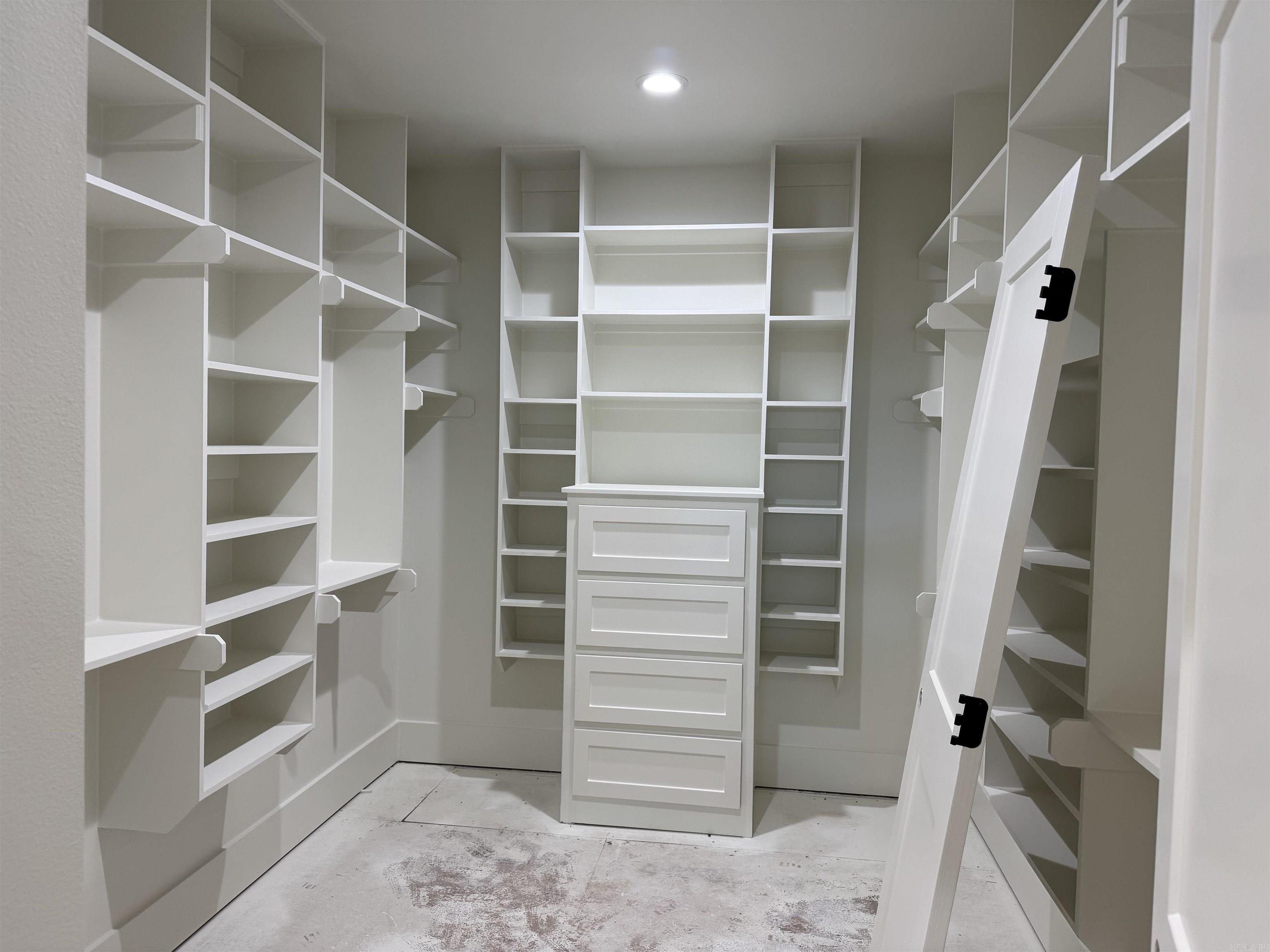WESTRIDGE SUB - Residential