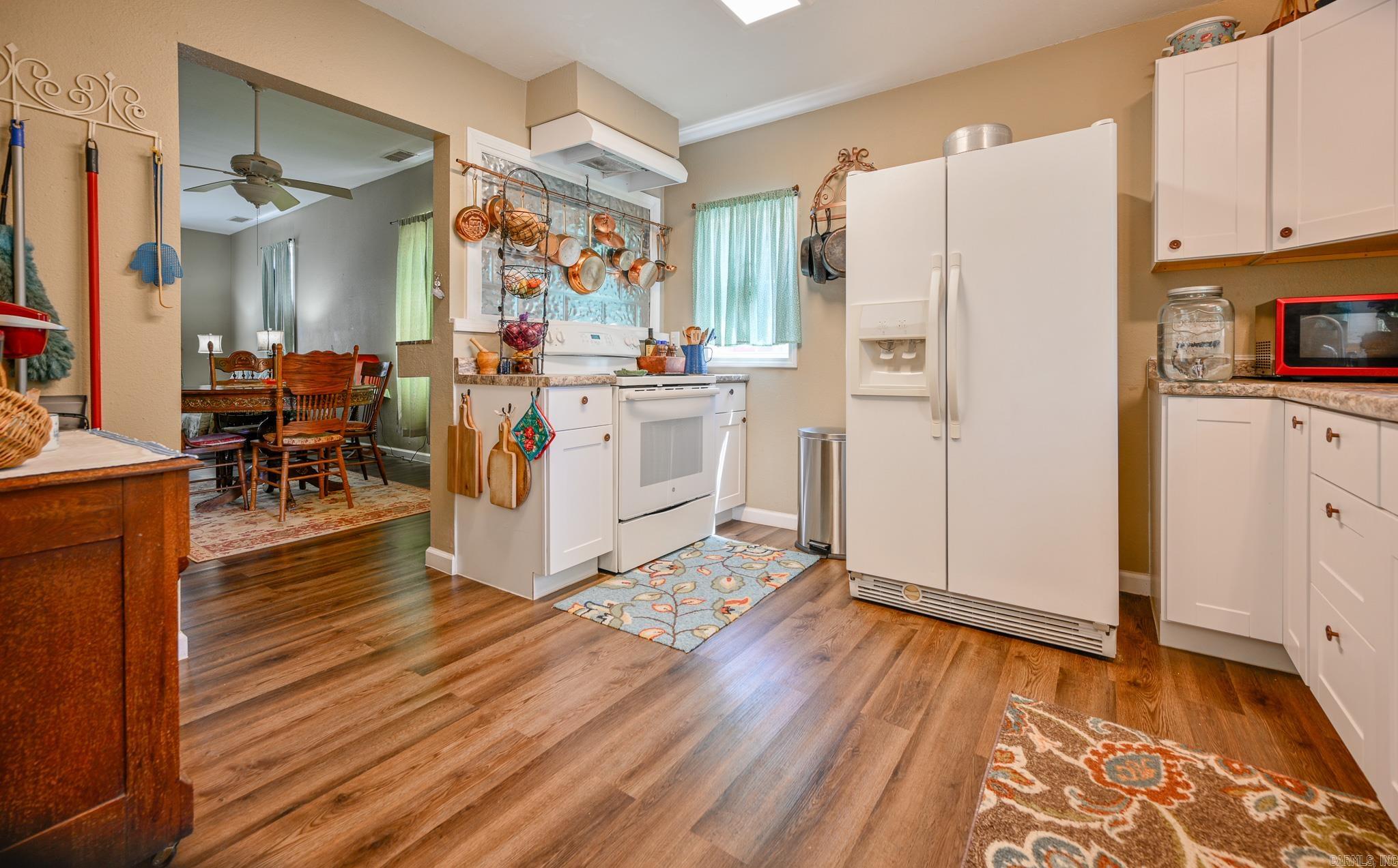 Mena Original - Residential