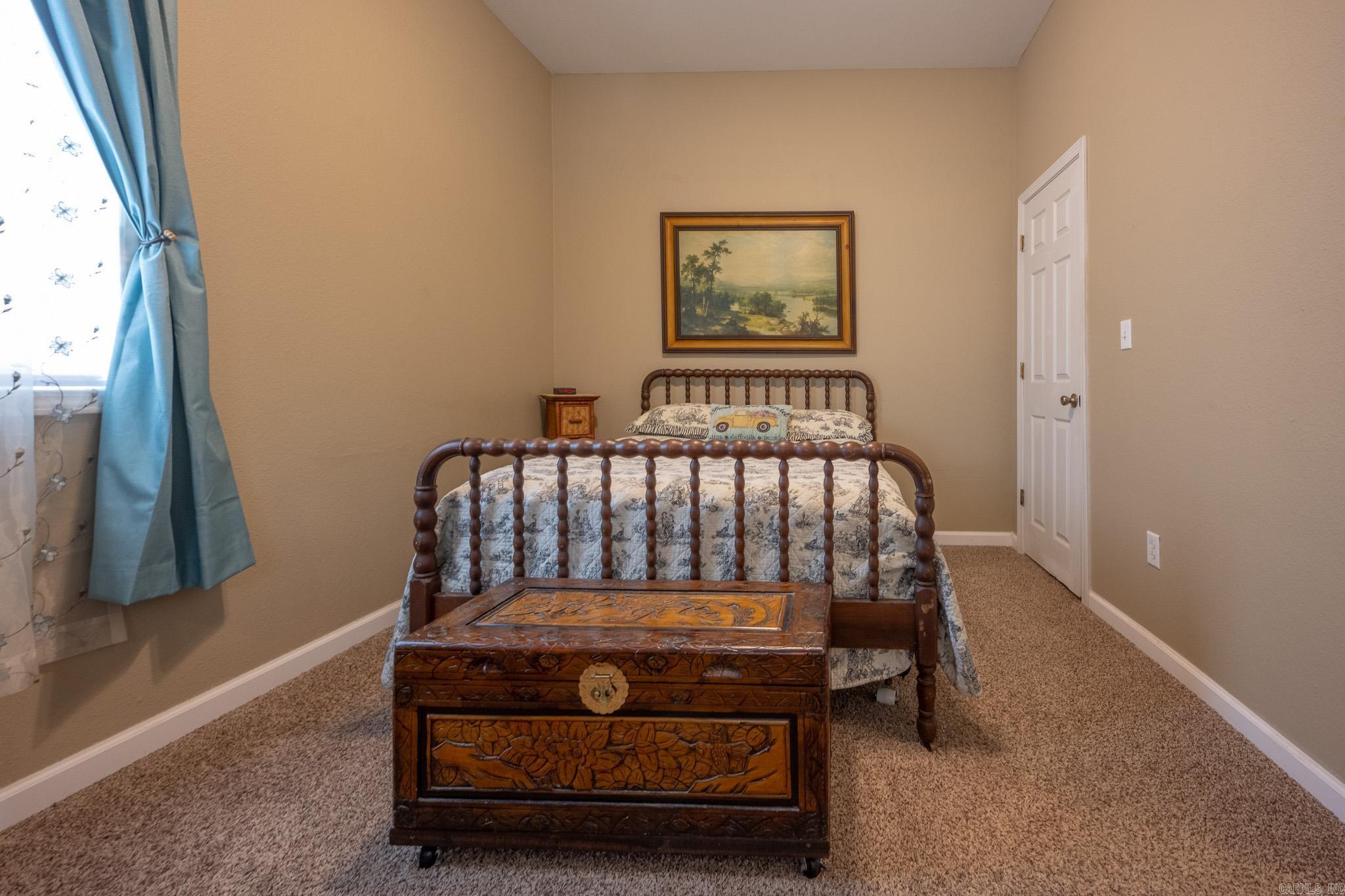 Mena Original - Residential