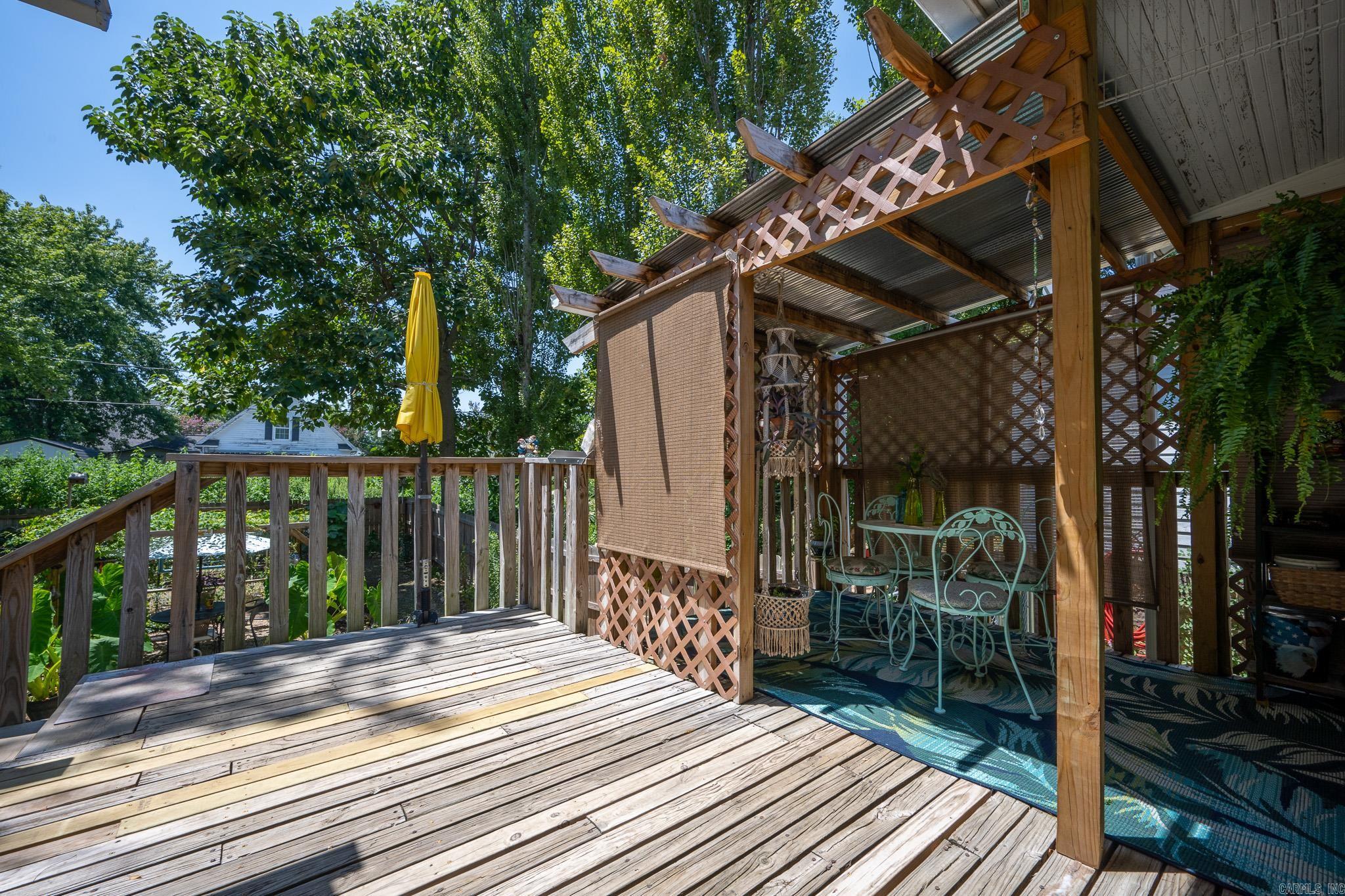 Mena Original - Residential