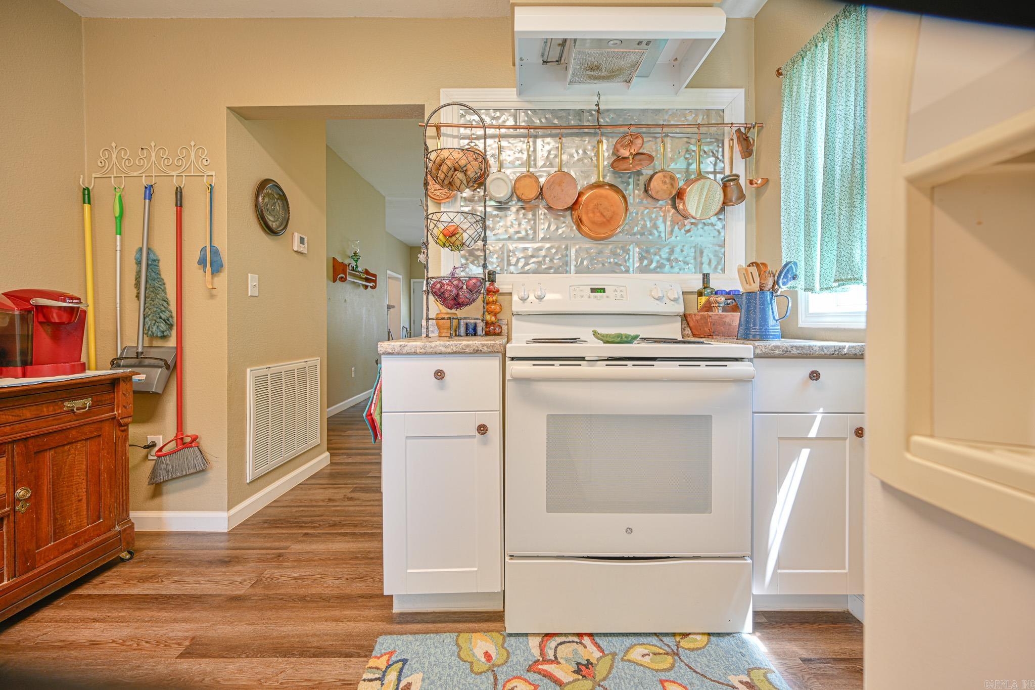 Mena Original - Residential