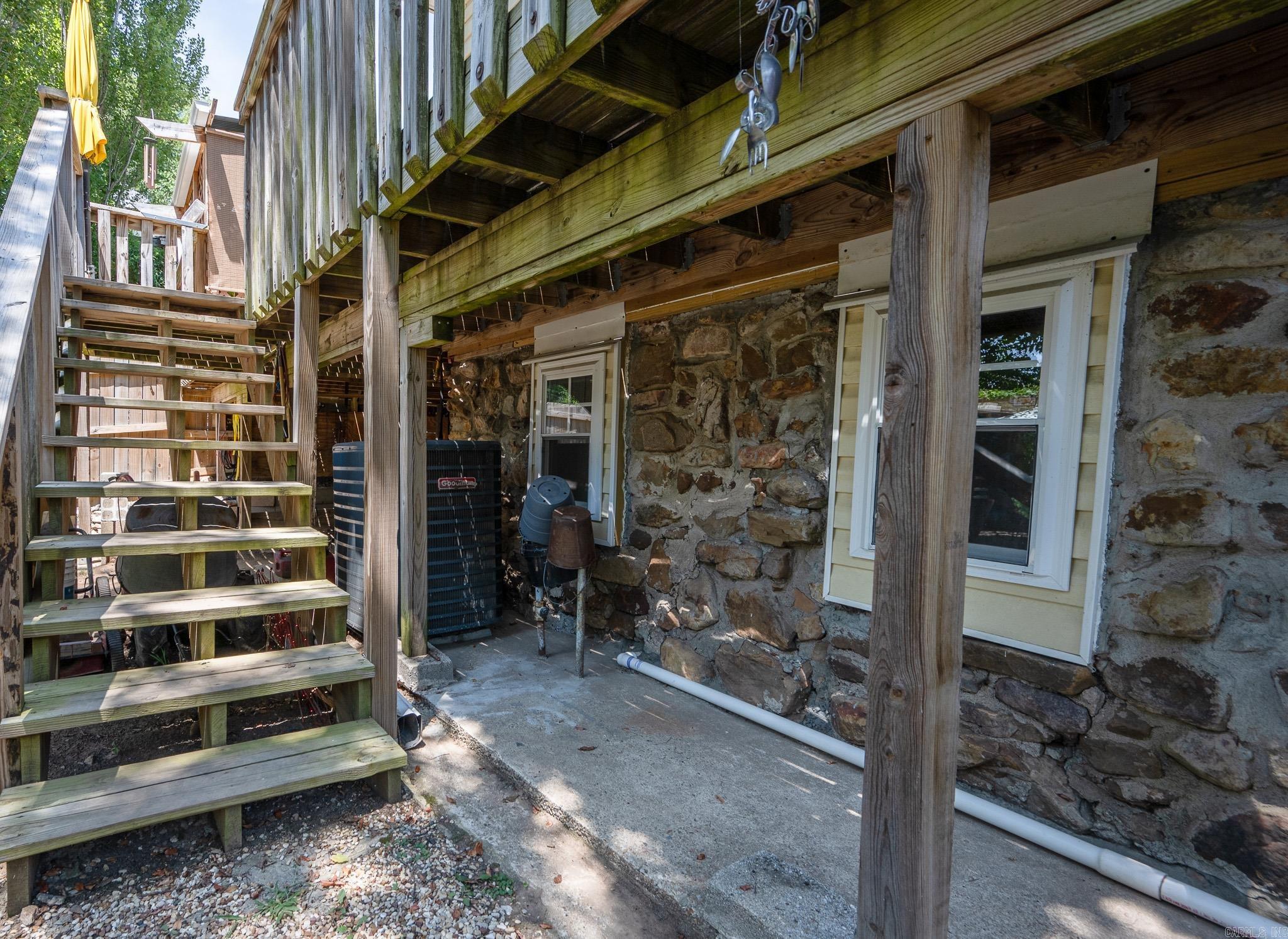 Mena Original - Residential