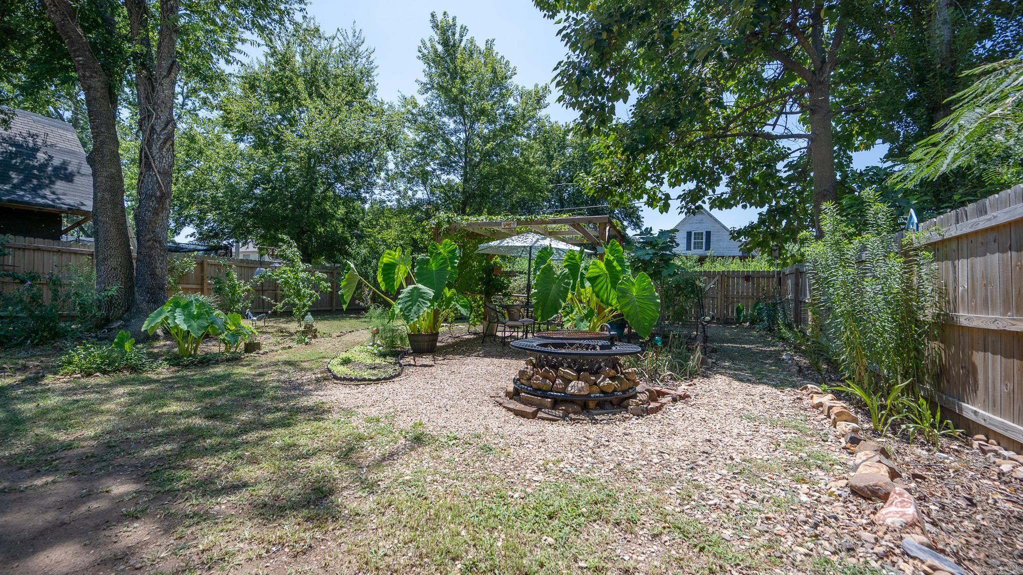 Mena Original - Residential