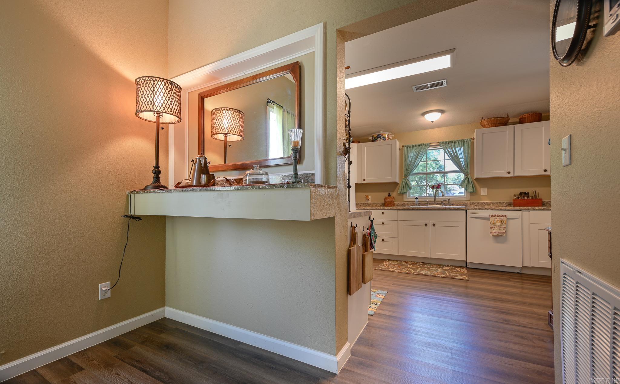 Mena Original - Residential