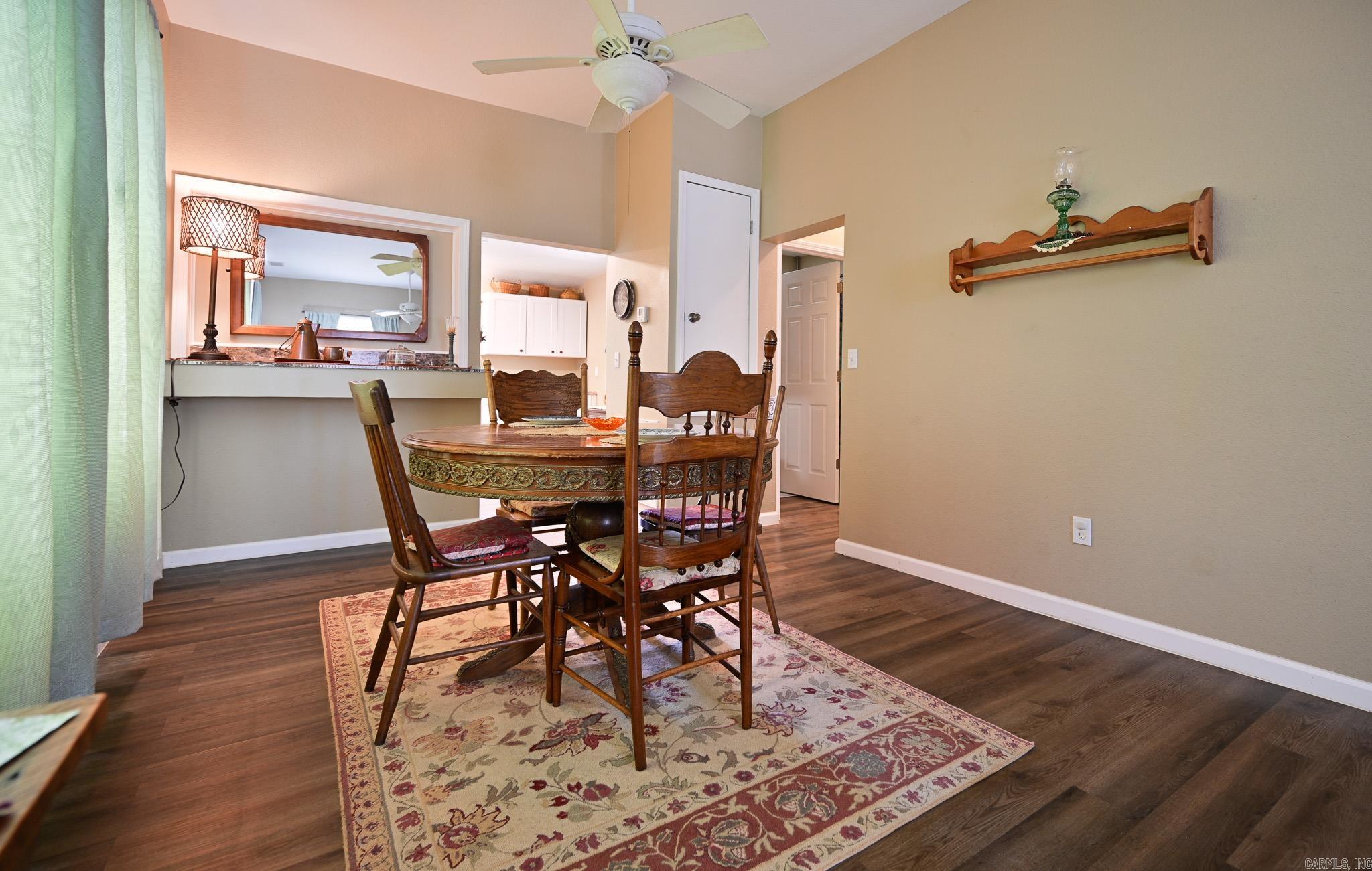 Mena Original - Residential