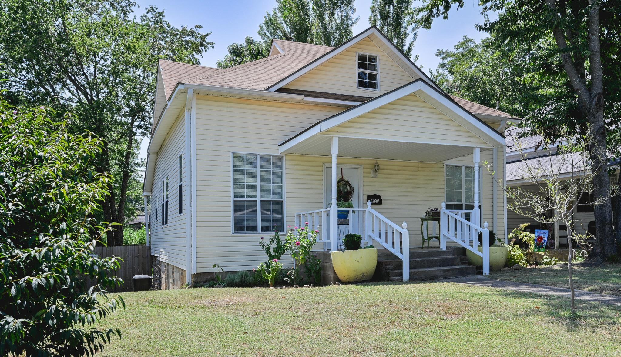 Mena Original - Residential