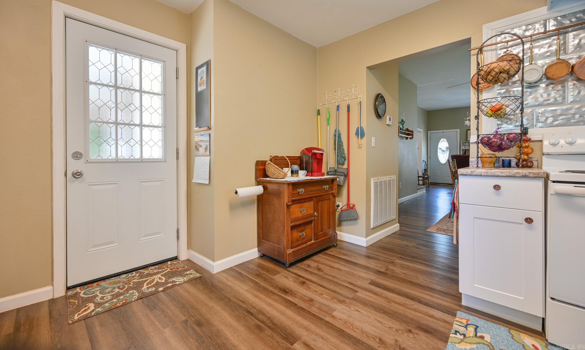 Mena Original - Residential