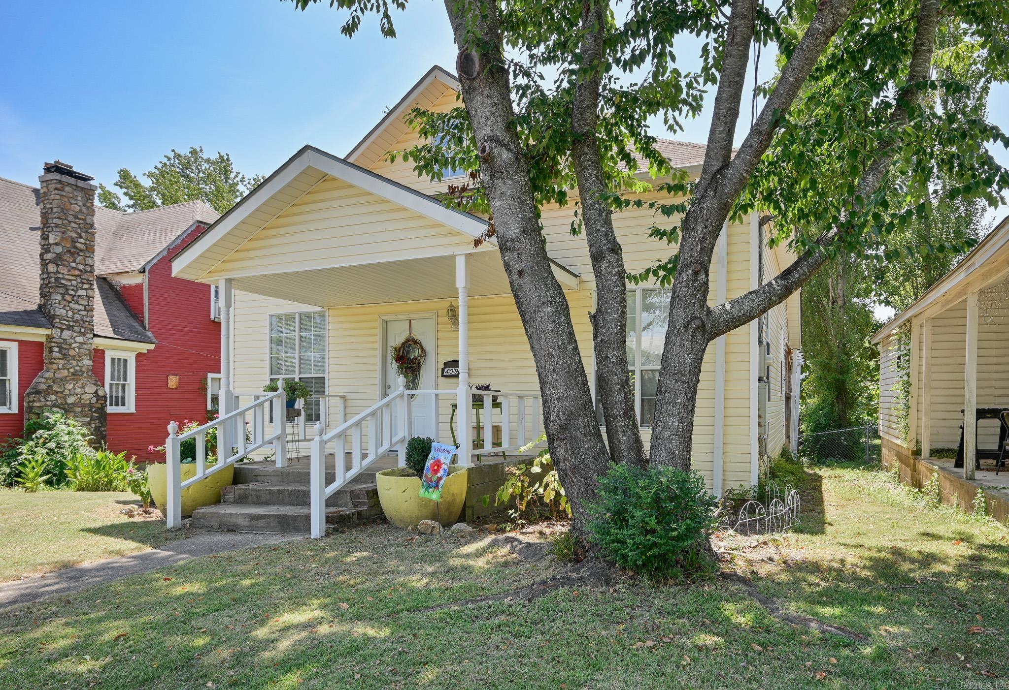 Mena Original - Residential