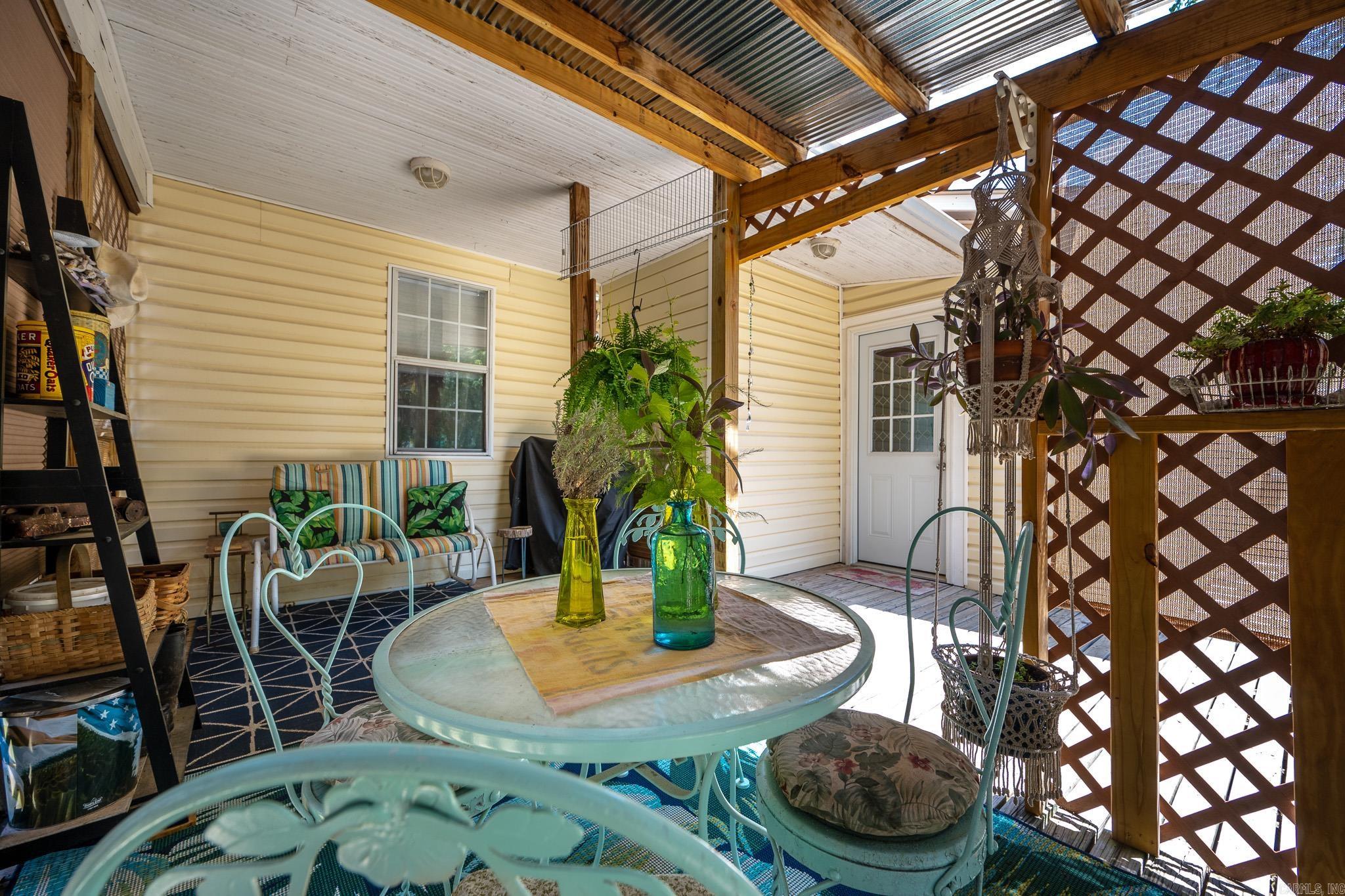 Mena Original - Residential