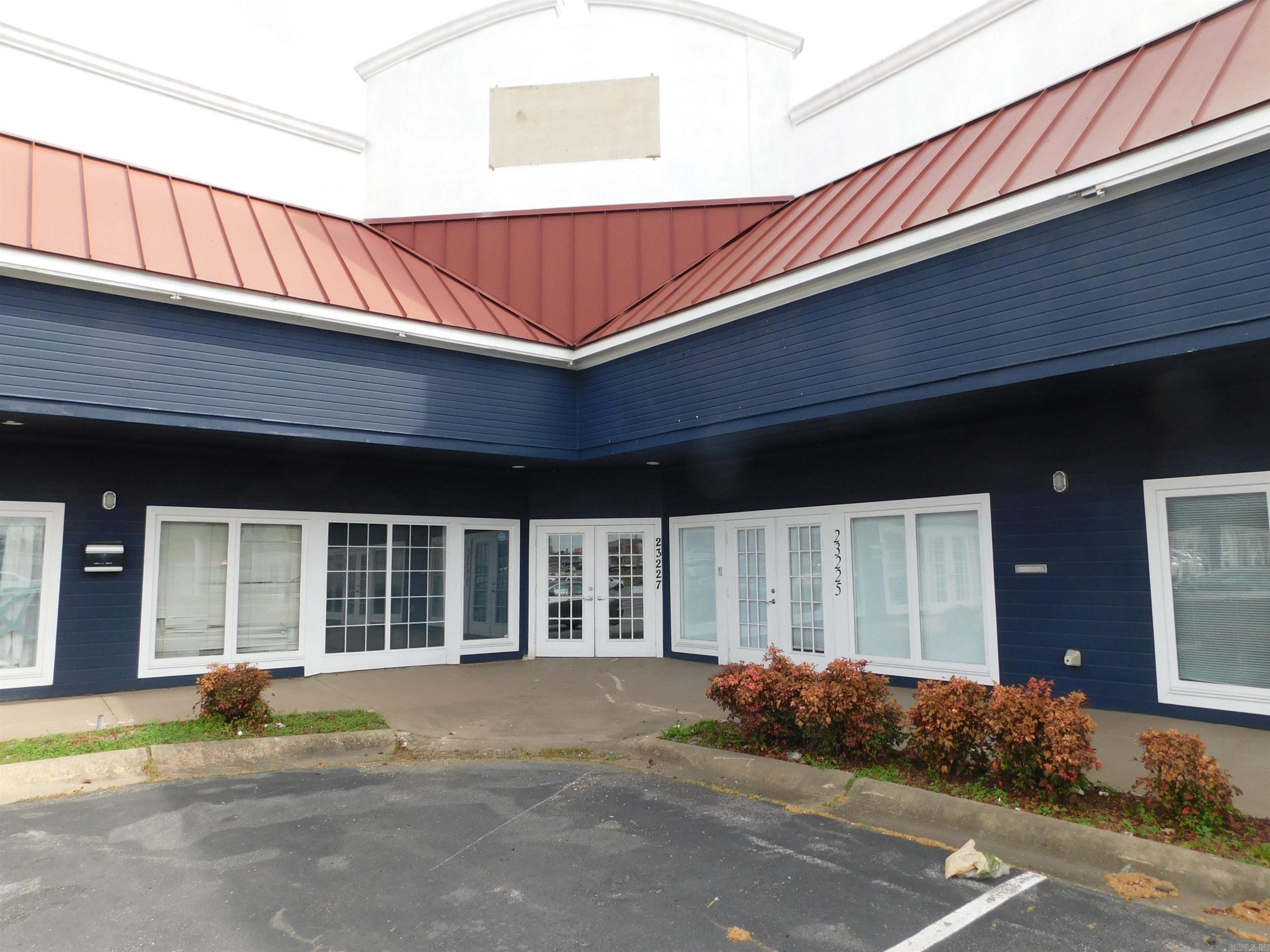 Pikewood I - Residential Lease