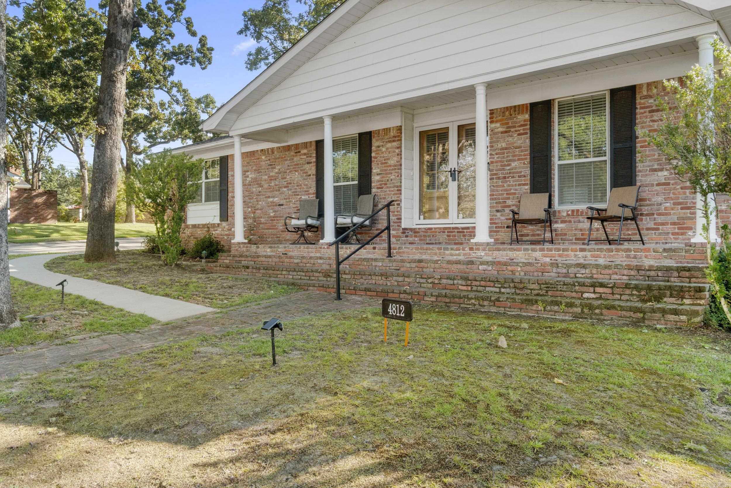 LAKEWOOD - Residential