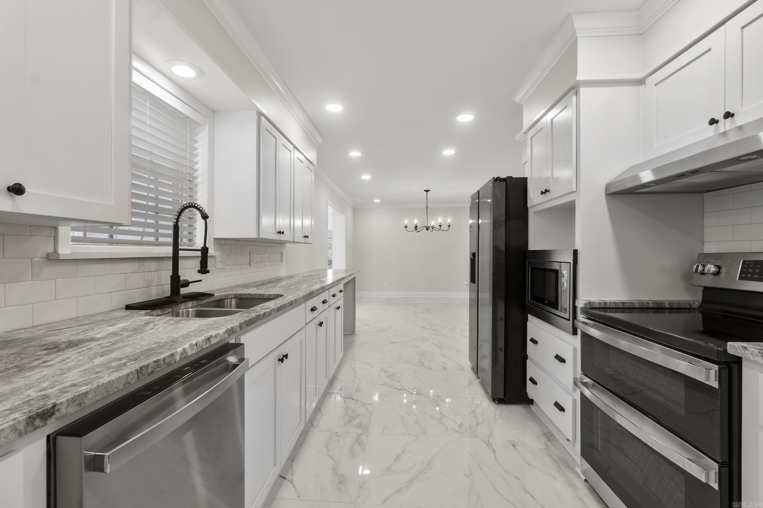 LAKEWOOD - Residential