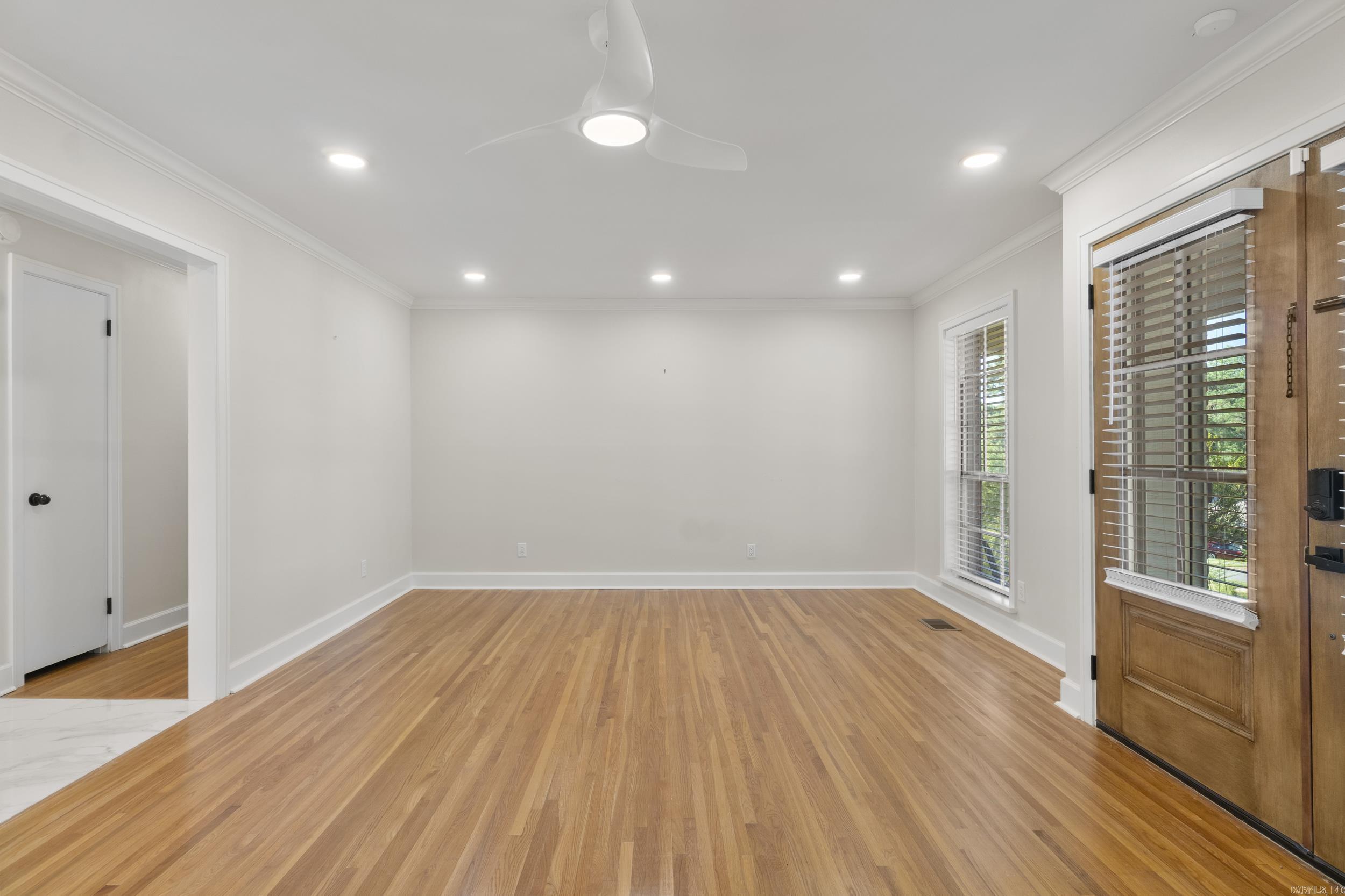 LAKEWOOD - Residential