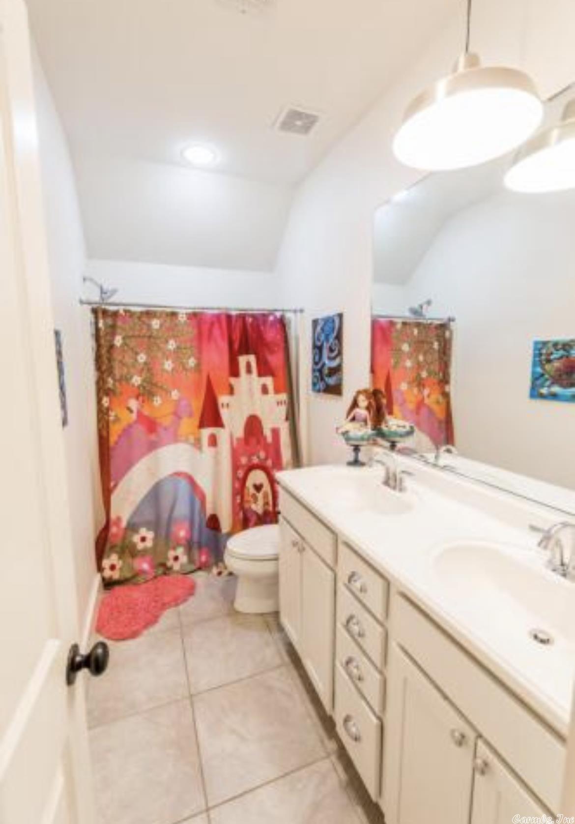 Valley View Manor - Residential Lease