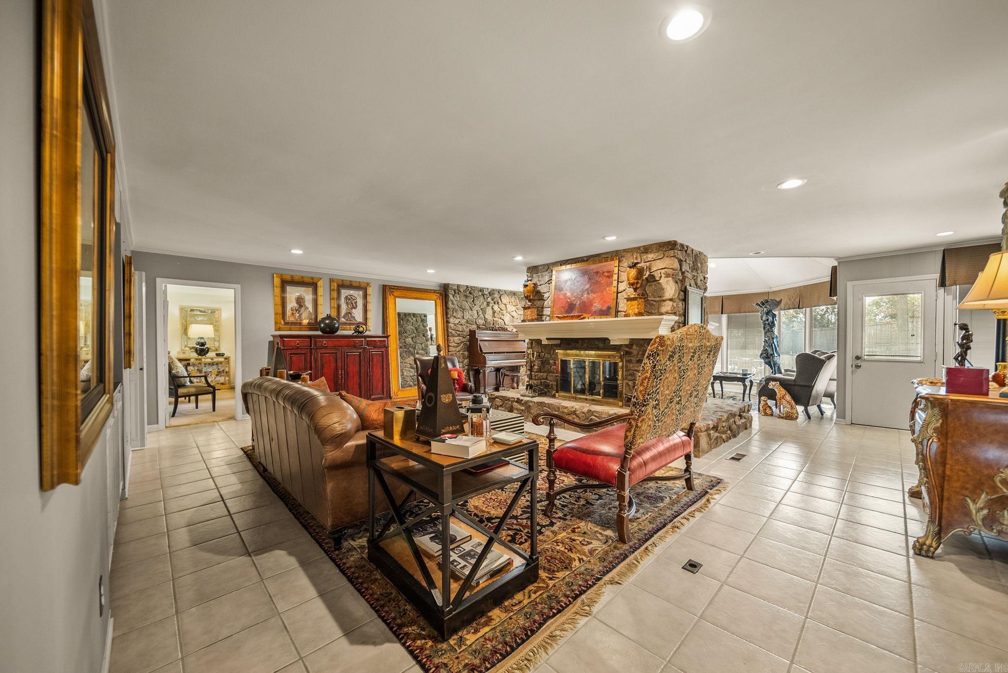 PLEASANT VALLEY - Residential