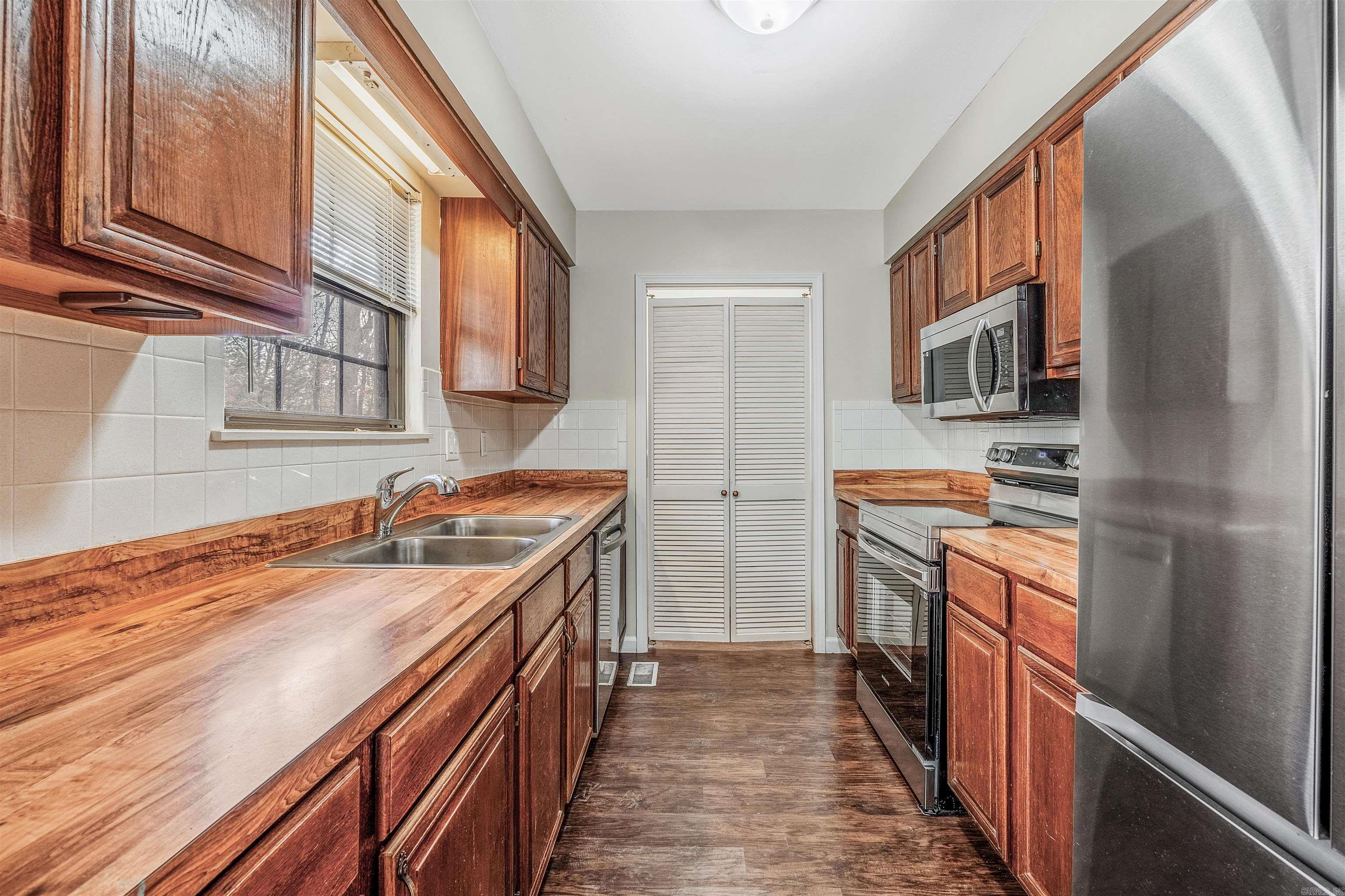 Chelsea Glake - Residential