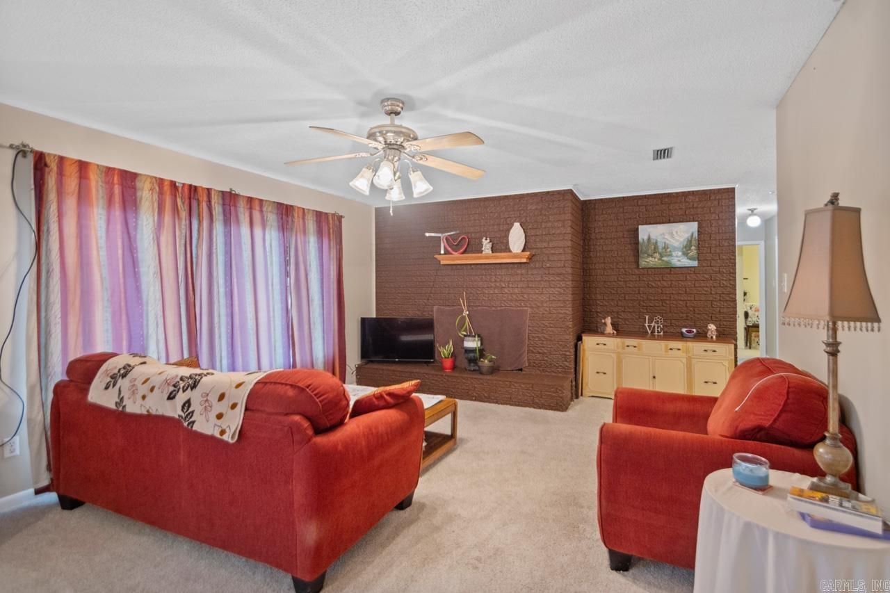 MISTY MEADOWS - Residential