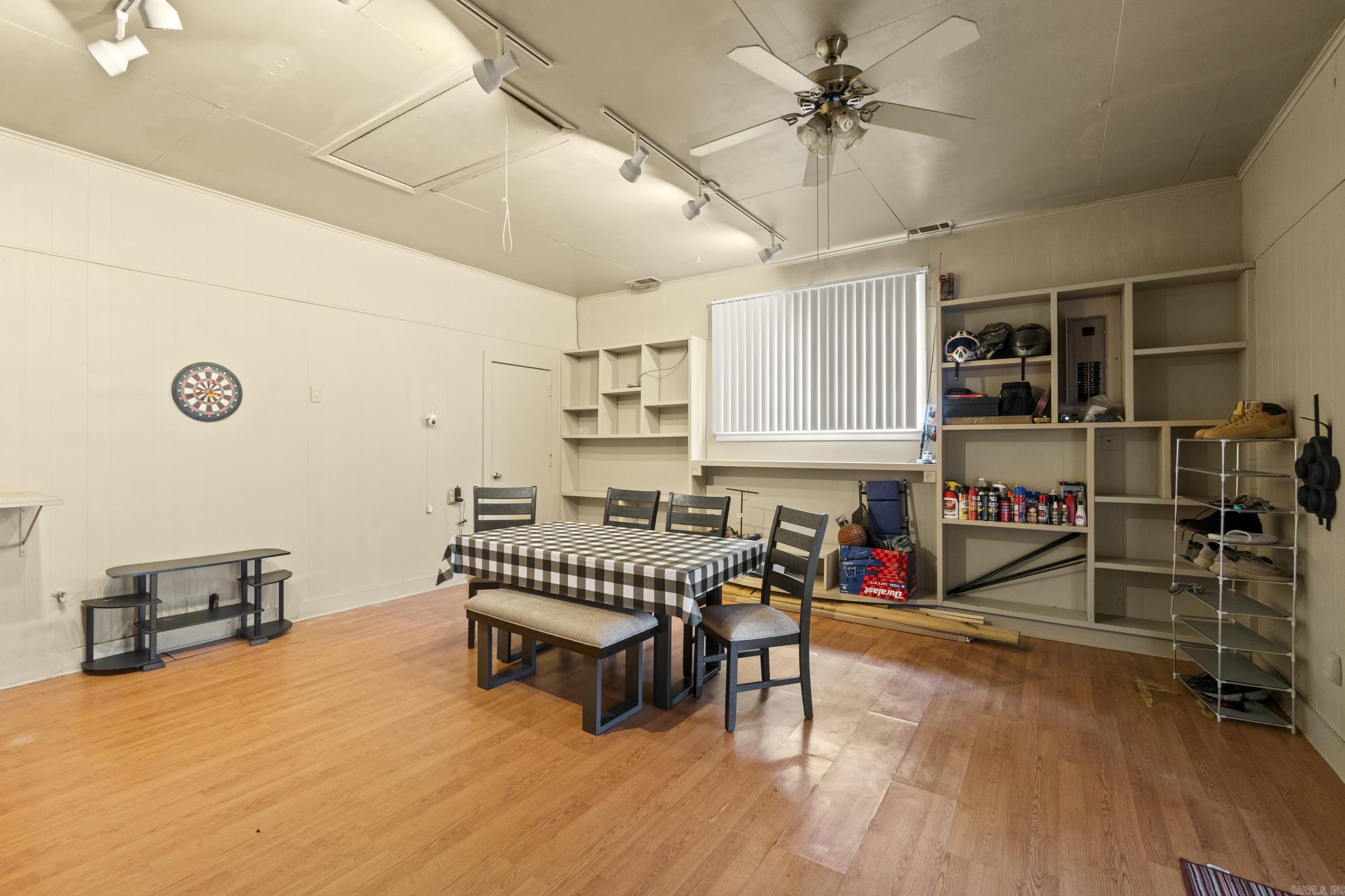 WILLOWBROOK - Residential