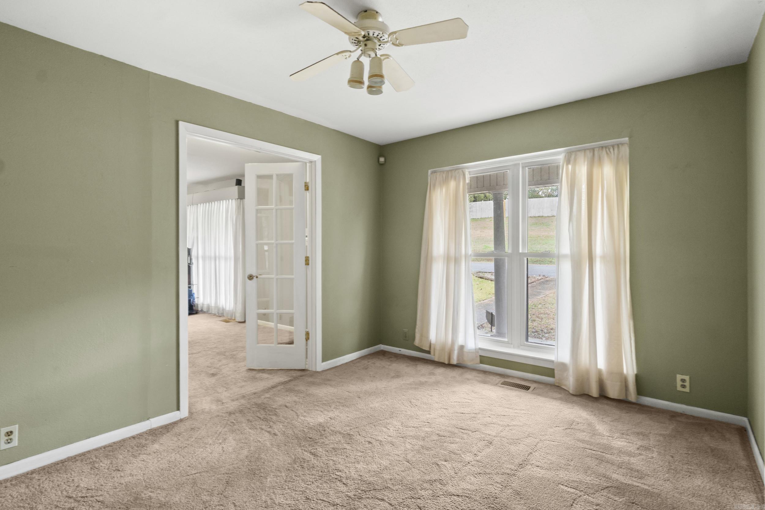 WILLOWBROOK - Residential