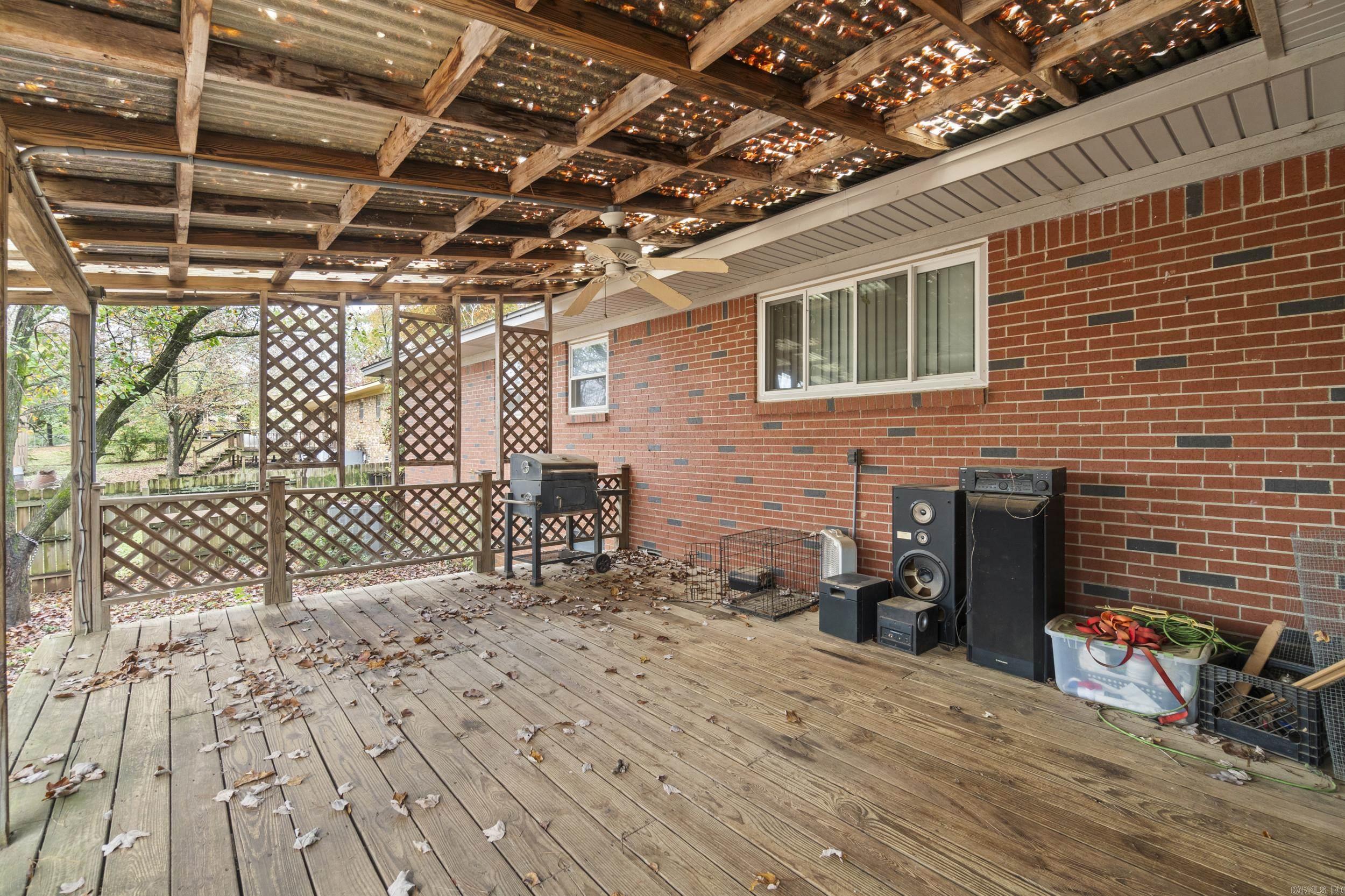 WILLOWBROOK - Residential