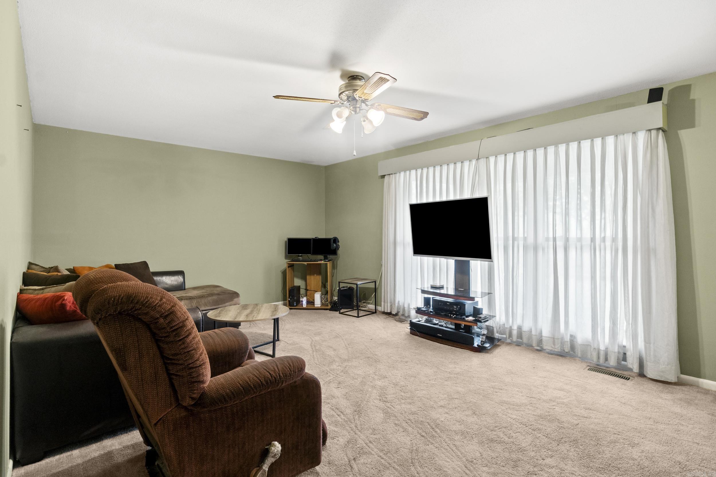 WILLOWBROOK - Residential