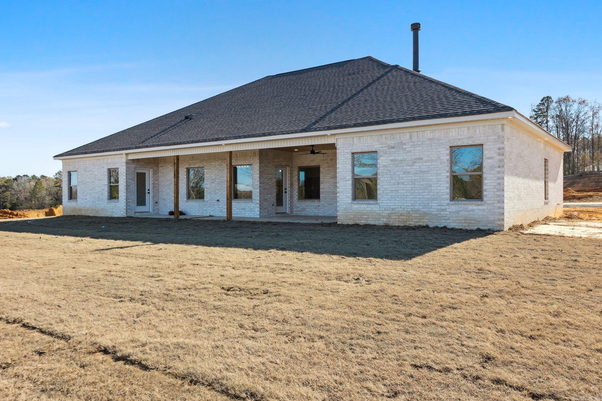 WINCHESTER ESTATES - Residential