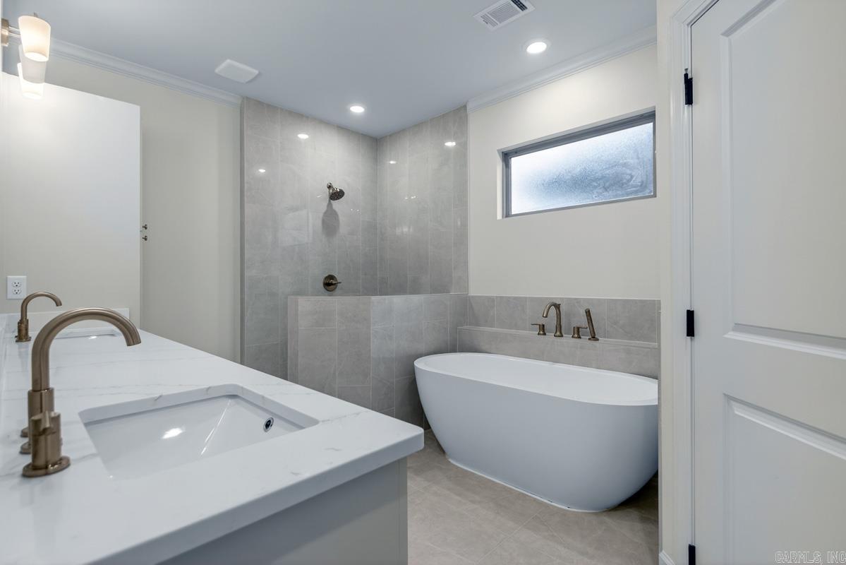 FLETCHER VALLEY "FLETCHER RIDGE" - Residential