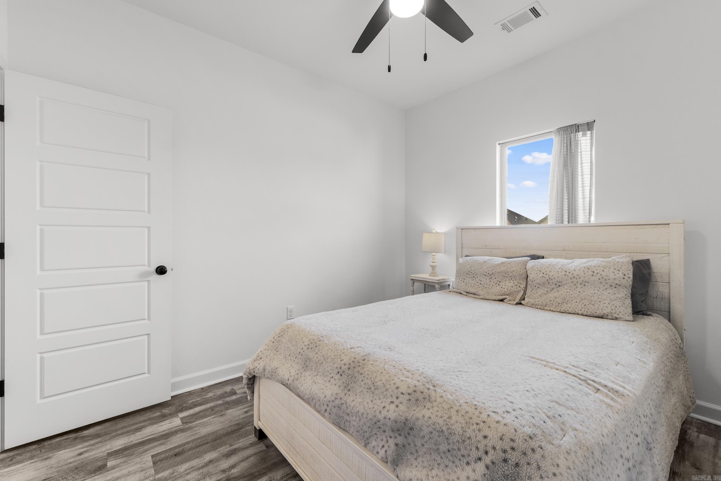 EAST MEADOW - Residential