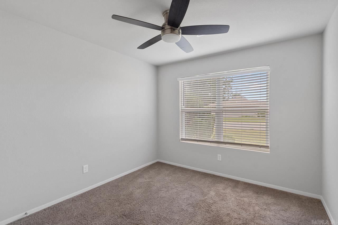 WOODLANDS EDGE - Residential