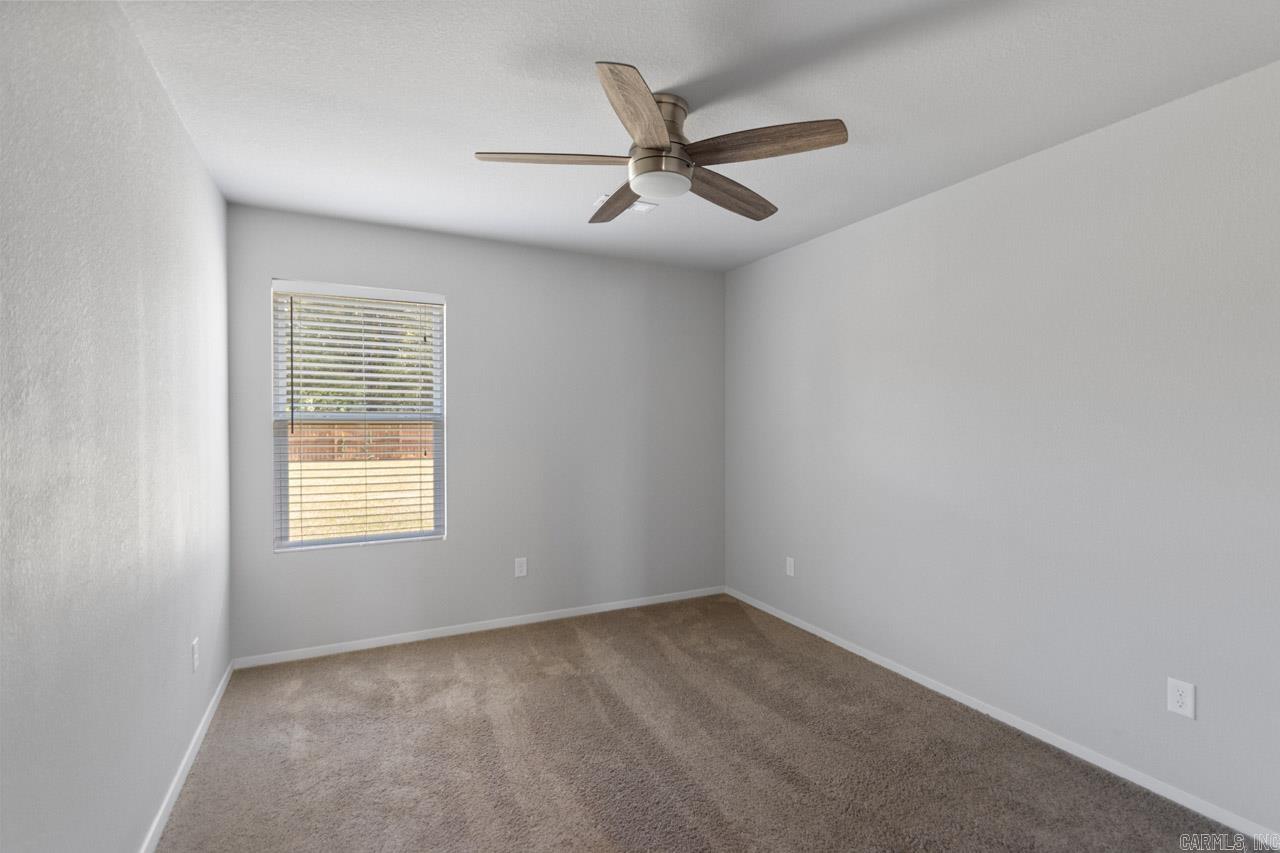 WOODLANDS EDGE - Residential