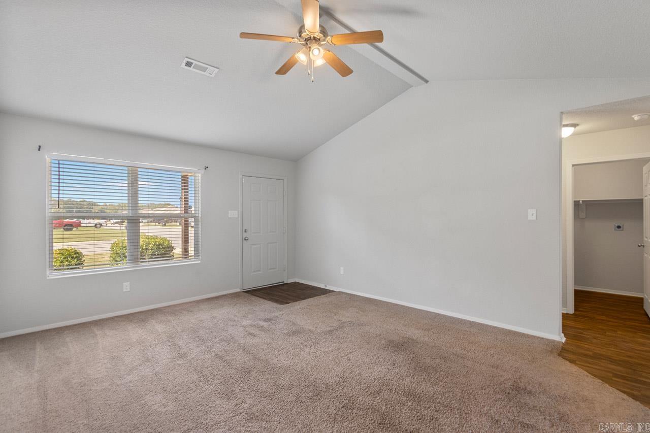 WOODLANDS EDGE - Residential