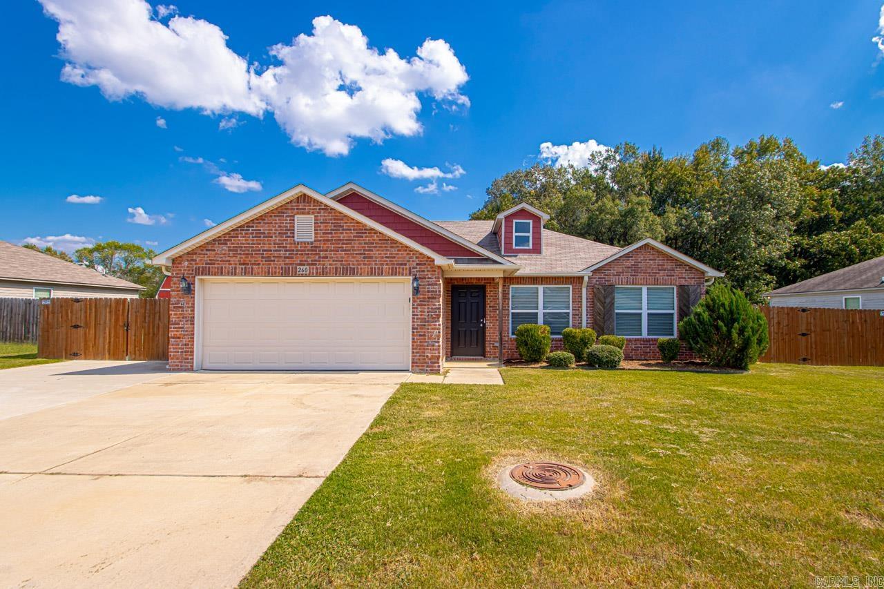 WOODLANDS EDGE - Residential