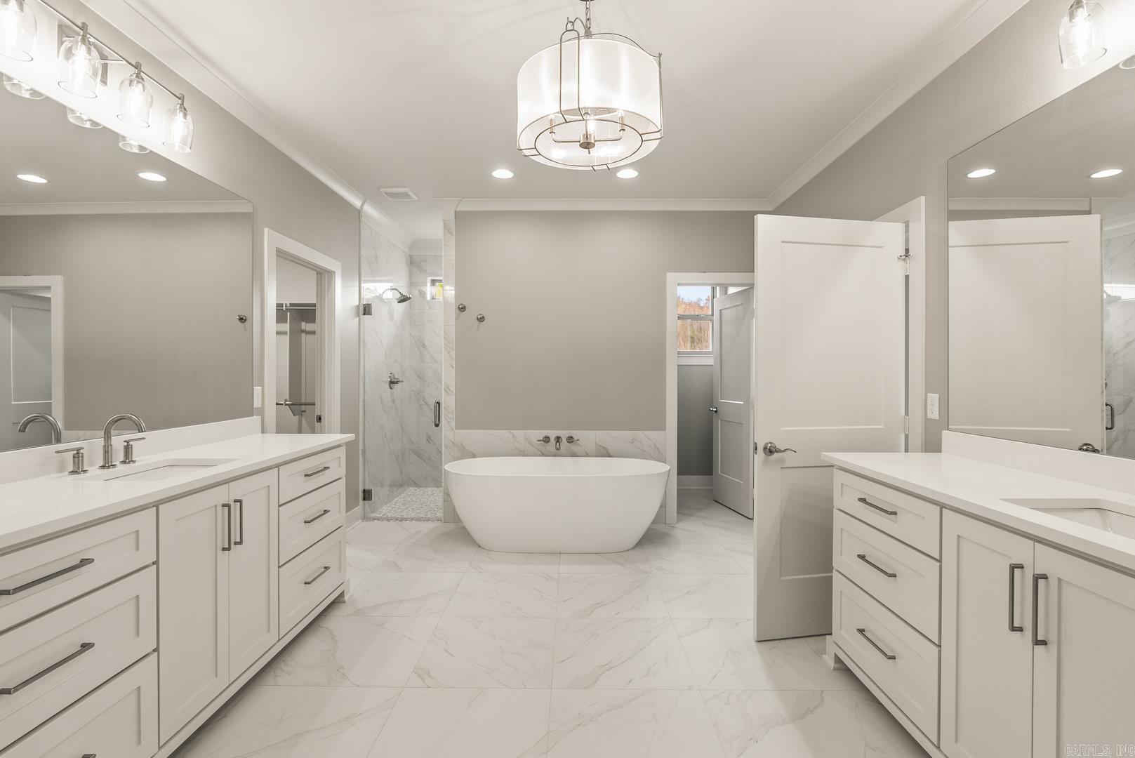 MAUMELLE VALLEY ESTATES - Residential