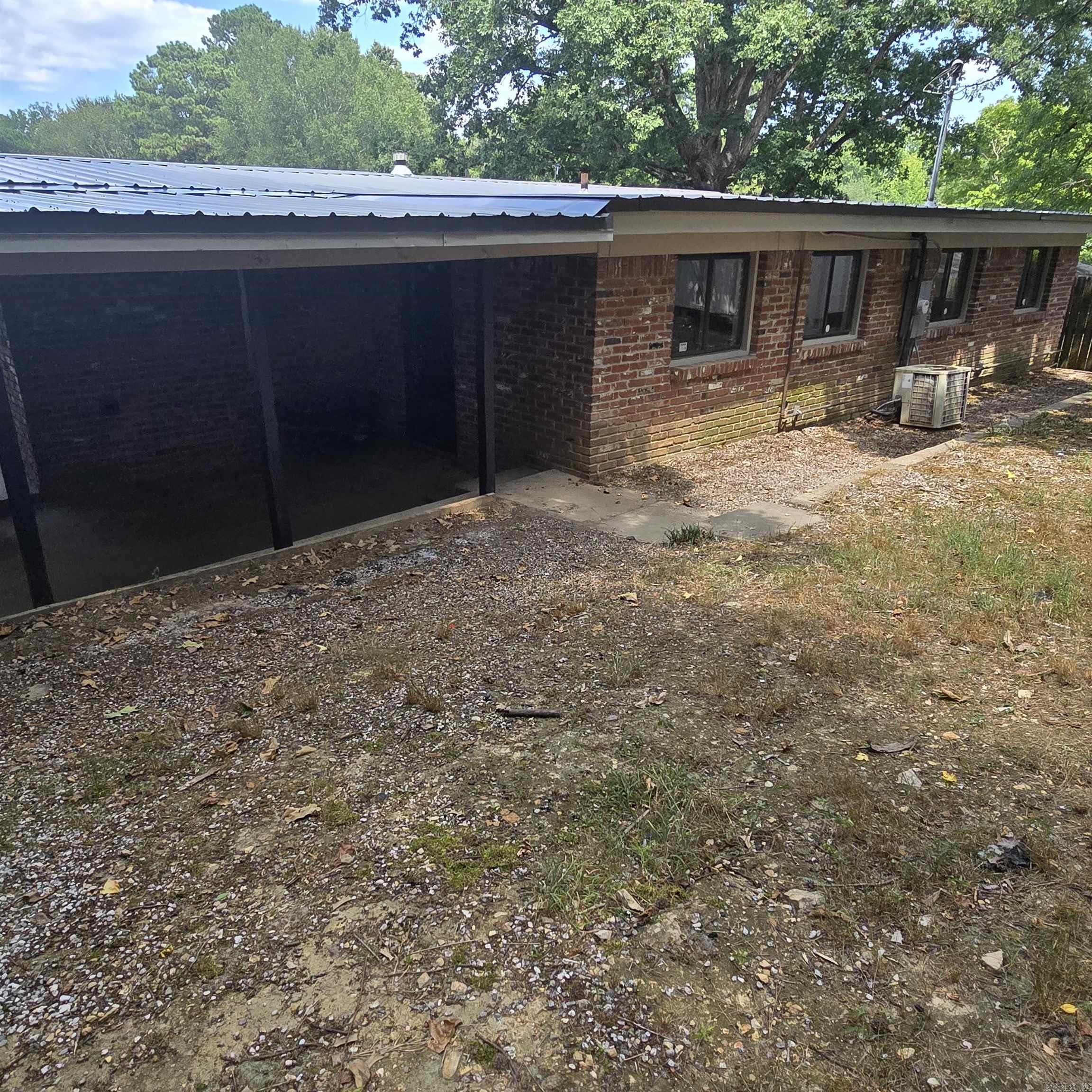 MEADOWCLIFF - Residential