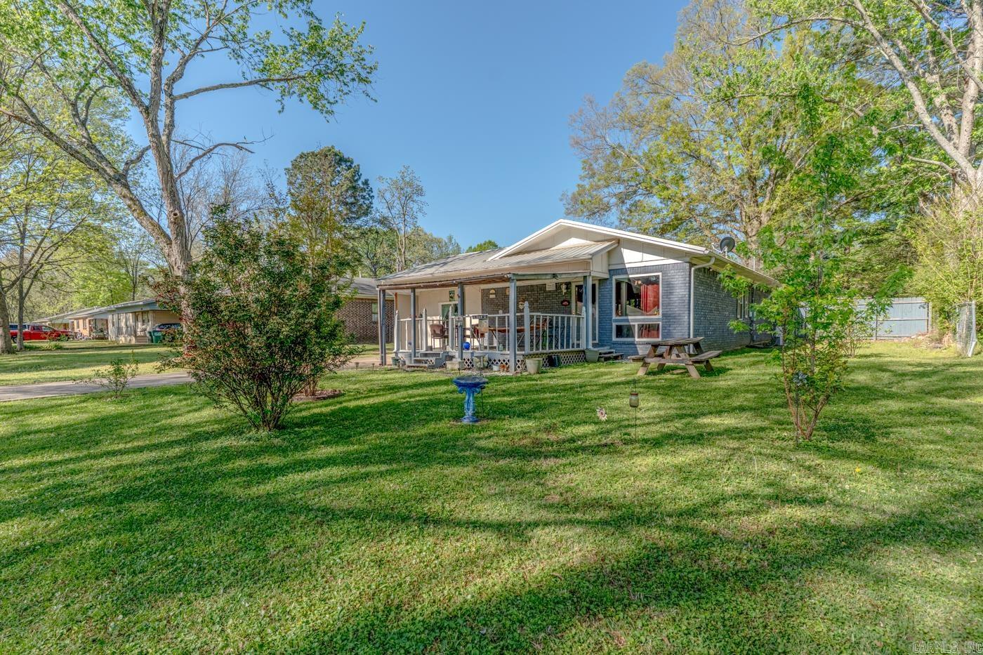 CLOYES & EMDE ADDN - Residential