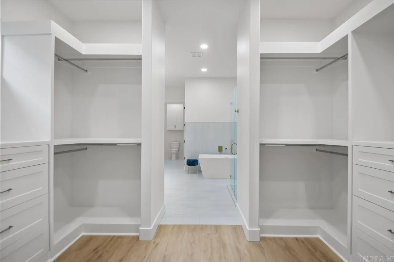 North Little Rock, Arkansas 72114, United States, 4 Bedrooms Bedrooms, ,3 BathroomsBathrooms,Residential,Active,26994