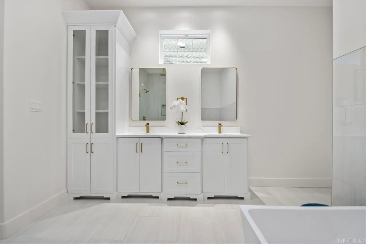 North Little Rock, Arkansas 72114, United States, 4 Bedrooms Bedrooms, ,3 BathroomsBathrooms,Residential,Active,26994