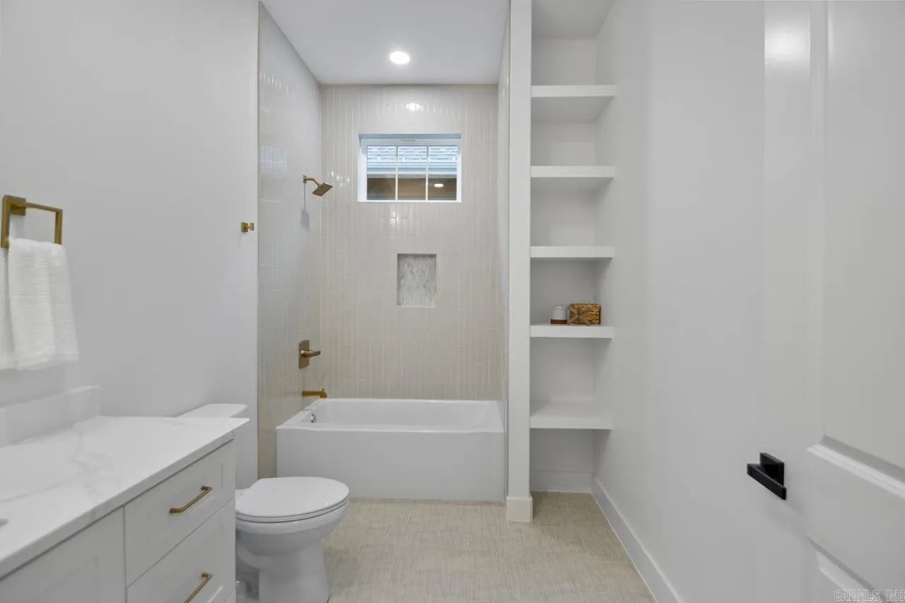 North Little Rock, Arkansas 72114, United States, 4 Bedrooms Bedrooms, ,3 BathroomsBathrooms,Residential,Active,26994