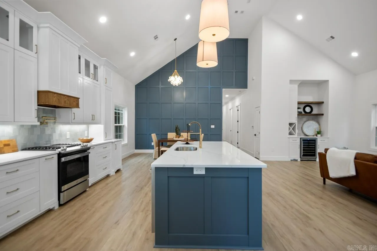 North Little Rock, Arkansas 72114, United States, 4 Bedrooms Bedrooms, ,3 BathroomsBathrooms,Residential,Active,26994