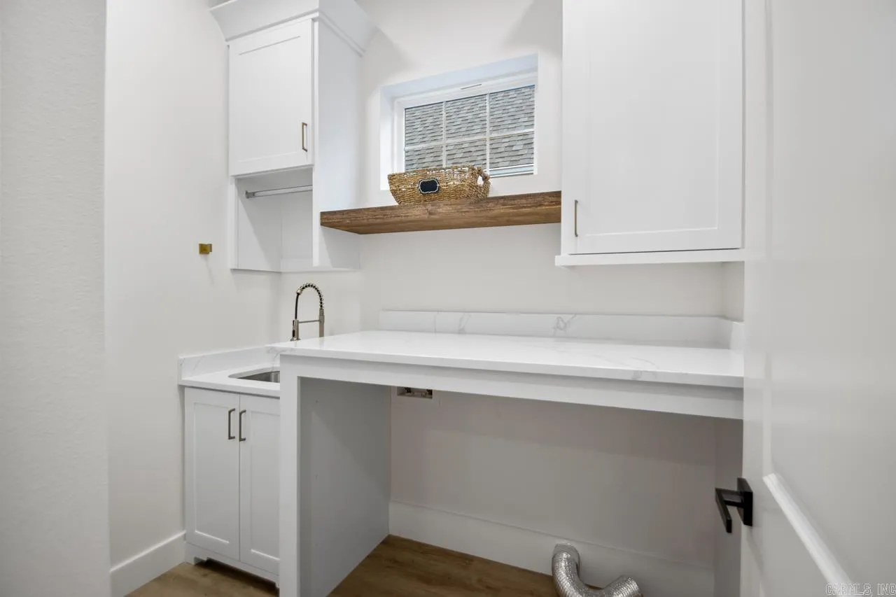 North Little Rock, Arkansas 72114, United States, 4 Bedrooms Bedrooms, ,3 BathroomsBathrooms,Residential,Active,26994