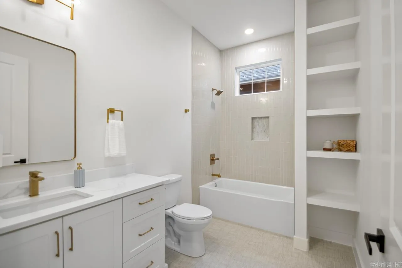 North Little Rock, Arkansas 72114, United States, 4 Bedrooms Bedrooms, ,3 BathroomsBathrooms,Residential,Active,26994